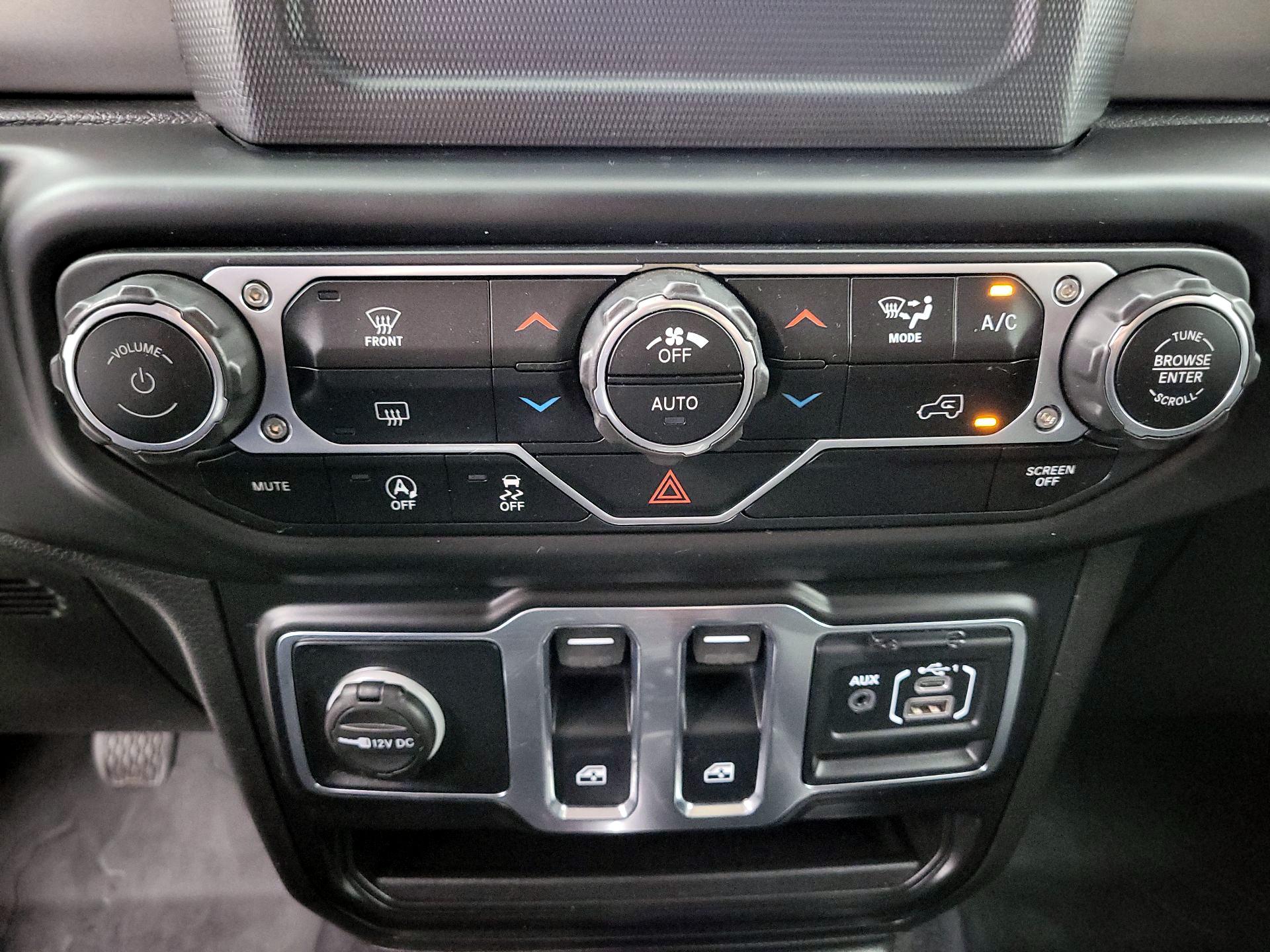 Thumbnail: 2021 Jeep Wrangler - 16