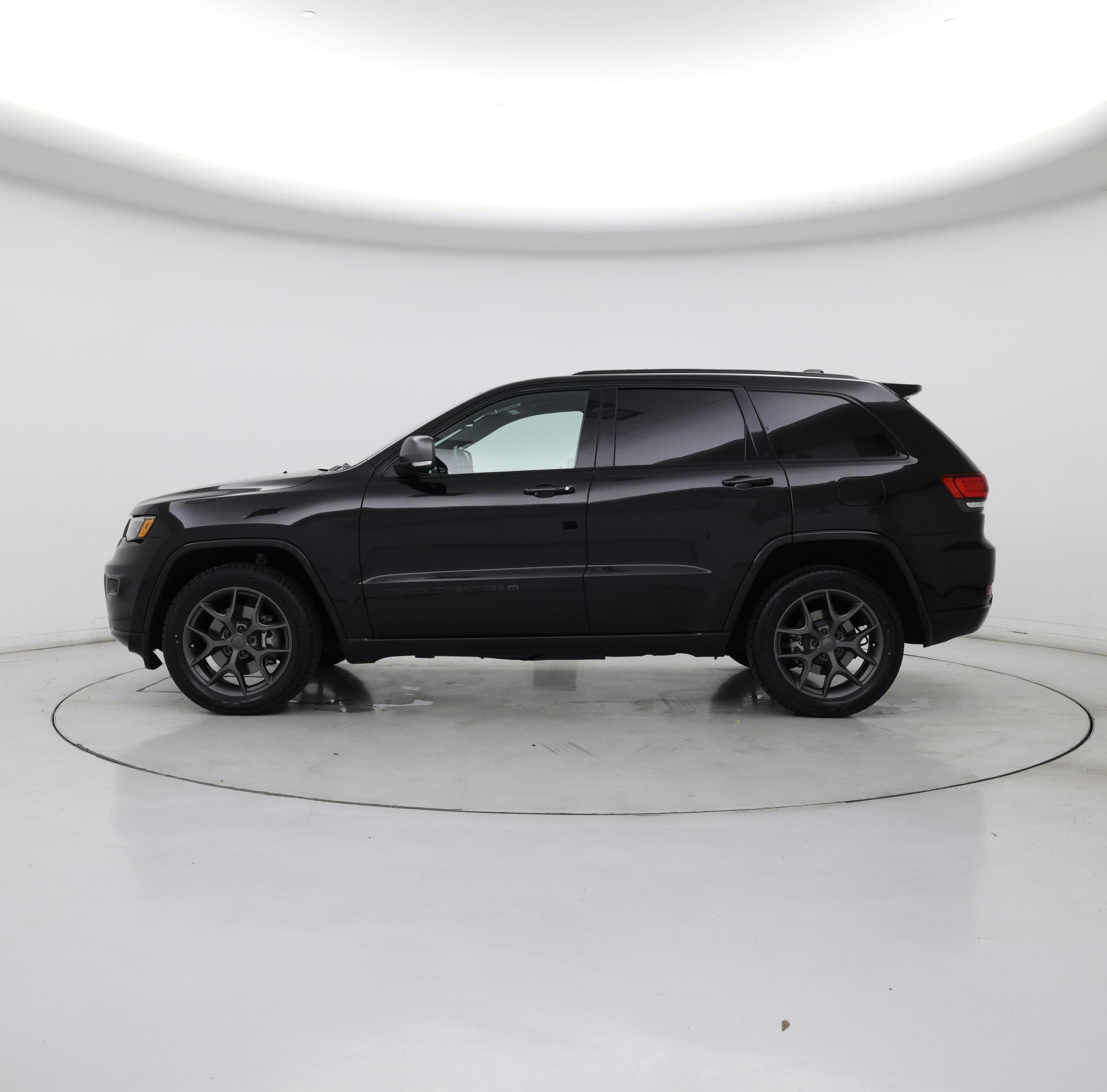 Thumbnail: 2021 Jeep Grand Cherokee - 3