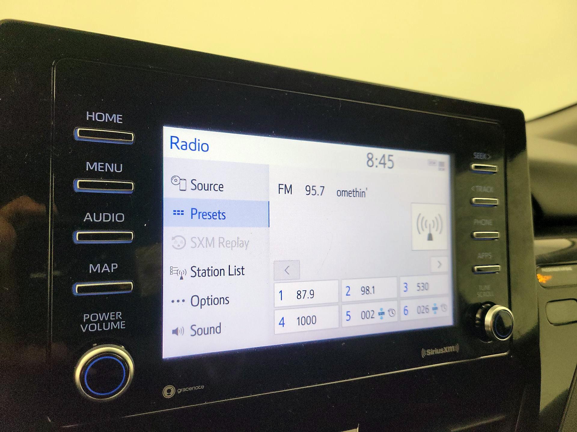 Thumbnail: 2022 Toyota Camry - 15