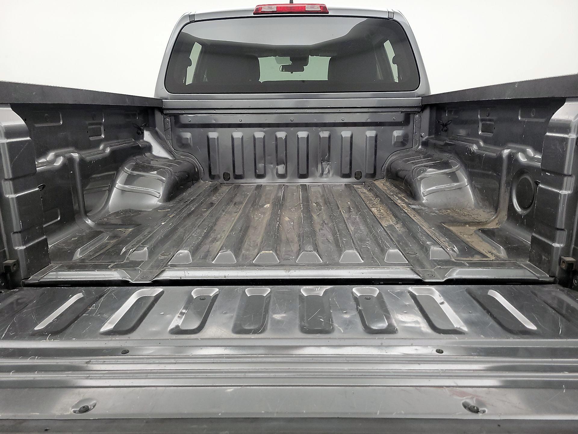 Thumbnail: 2022 Nissan Frontier - 20