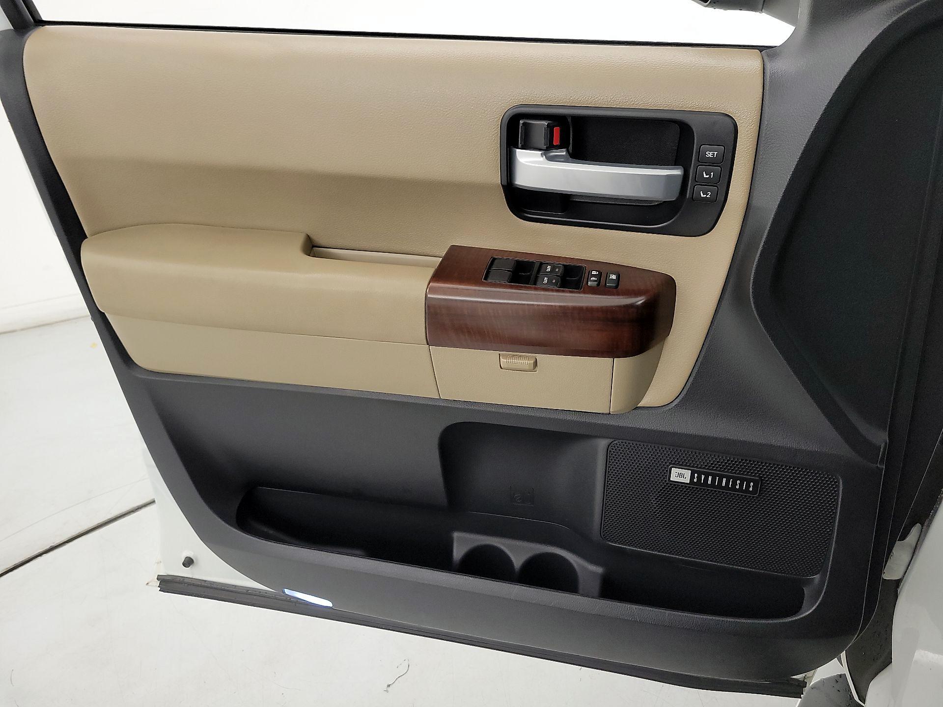 Thumbnail: 2017 Toyota Sequoia - 12