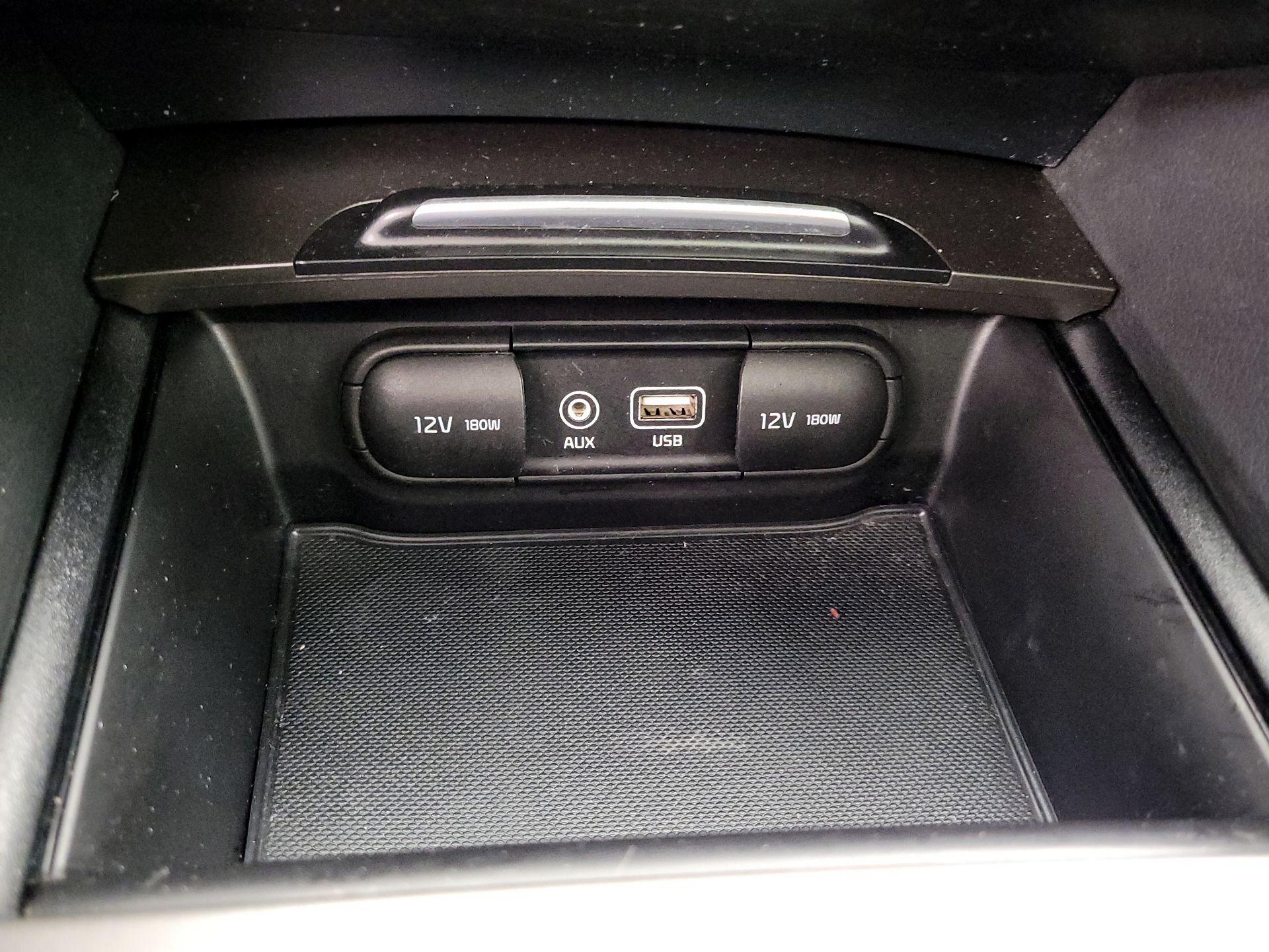 Thumbnail: 2019 Kia Optima - 18