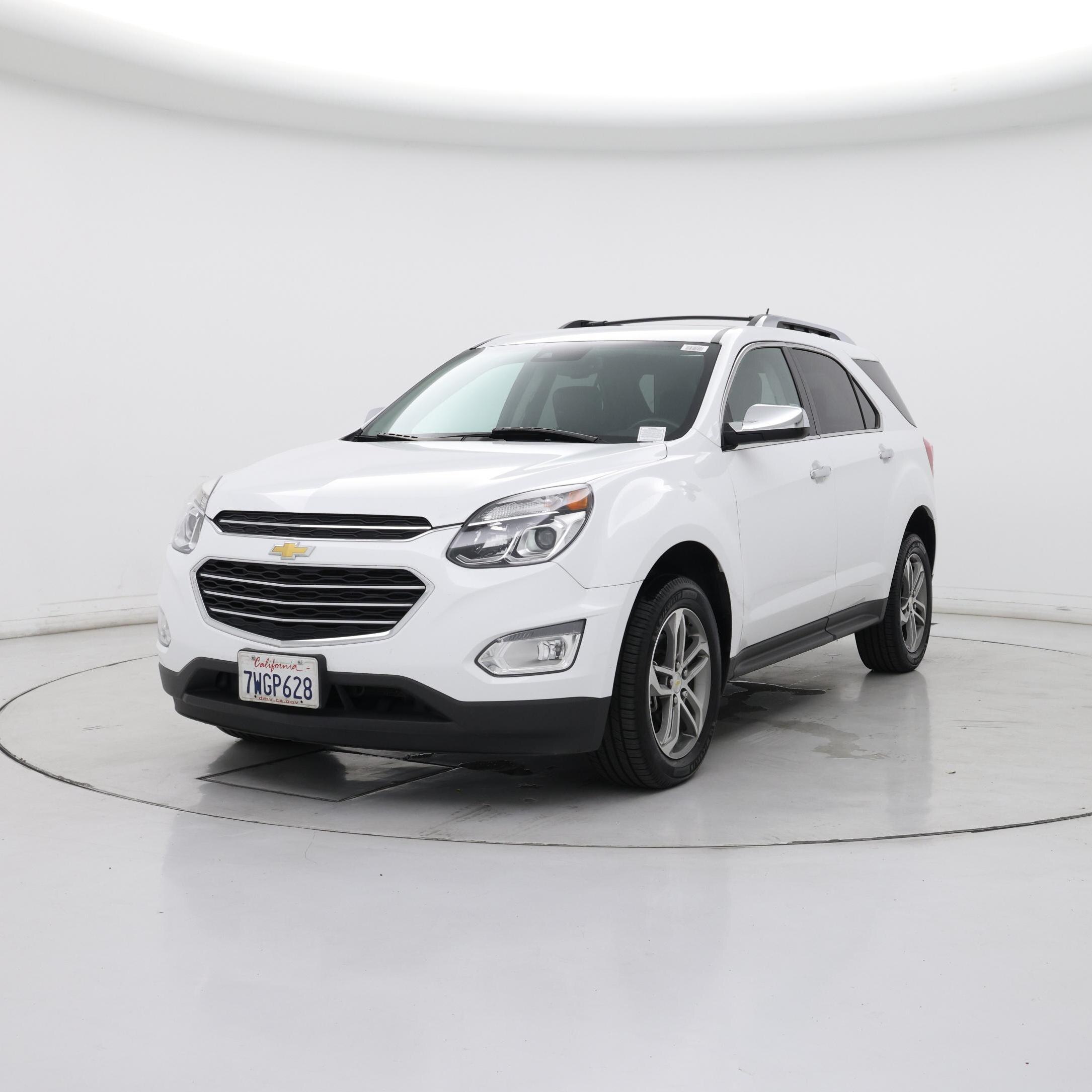 Thumbnail: 2017 Chevrolet Equinox - 4