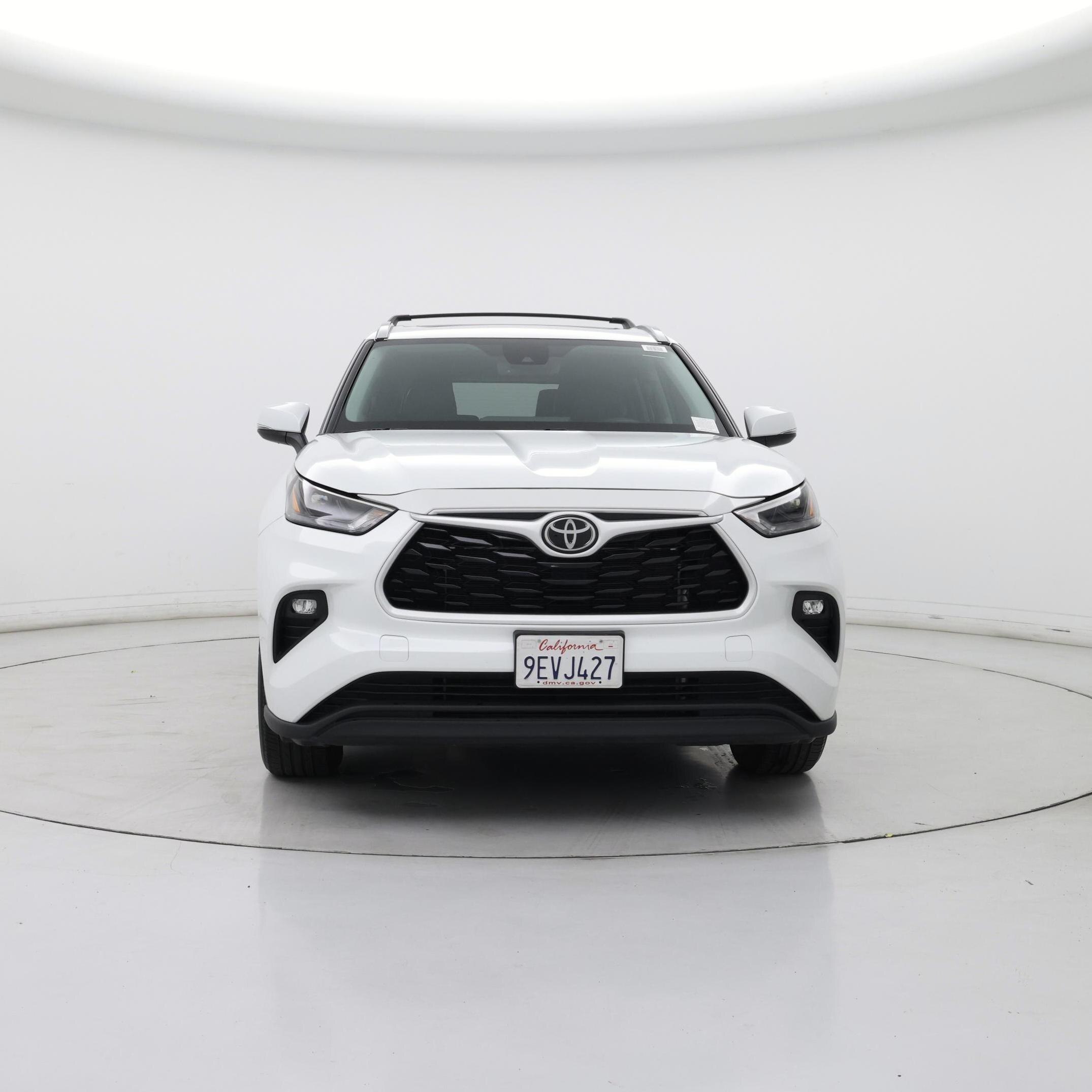 Thumbnail: 2023 Toyota Highlander - 5