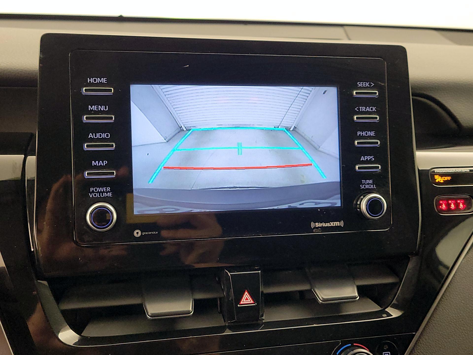 Thumbnail: 2022 Toyota Camry - 15