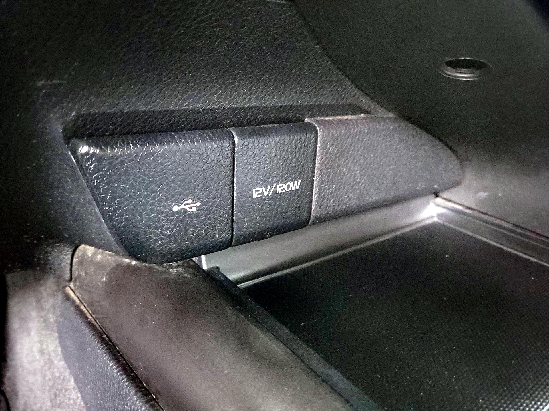 Thumbnail: 2022 Toyota Camry - 19