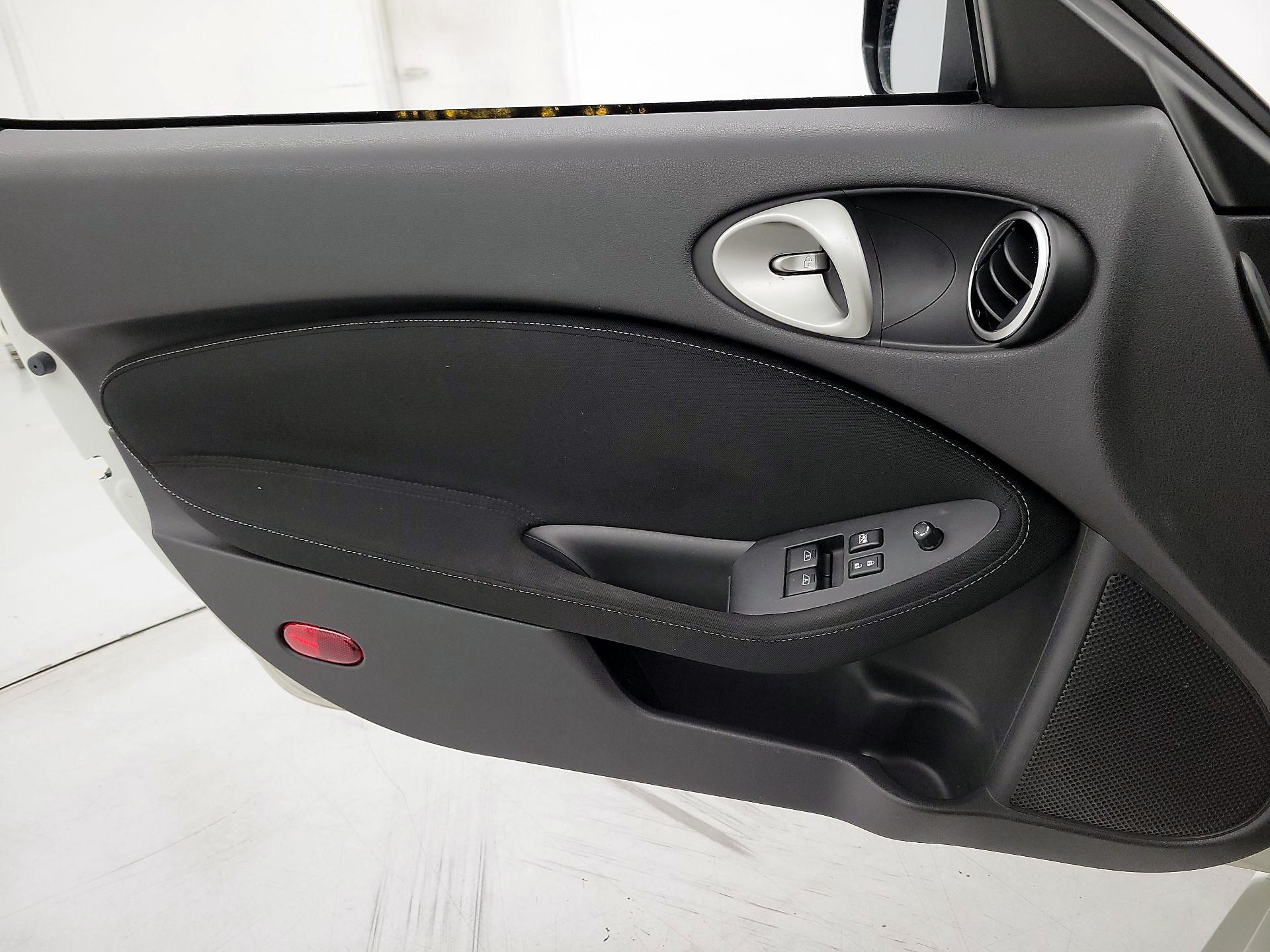 Thumbnail: 2014 Nissan Z - 12