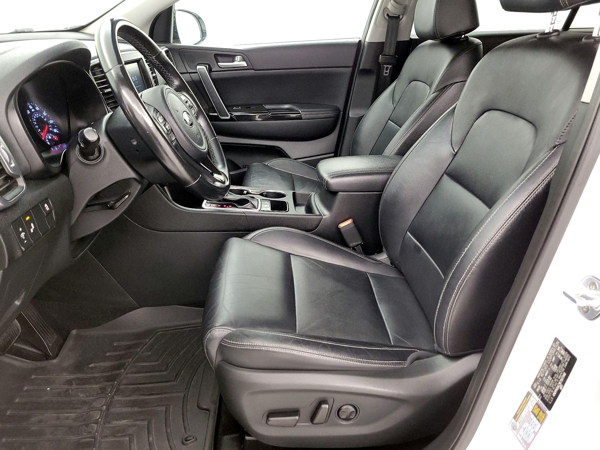 Thumbnail: 2019 Kia Sportage - 11