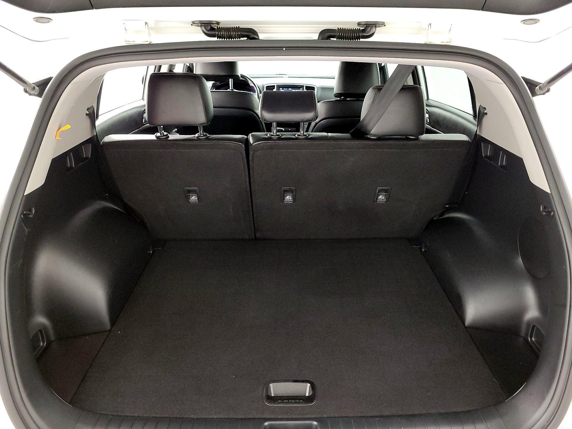 Thumbnail: 2019 Kia Sportage - 20