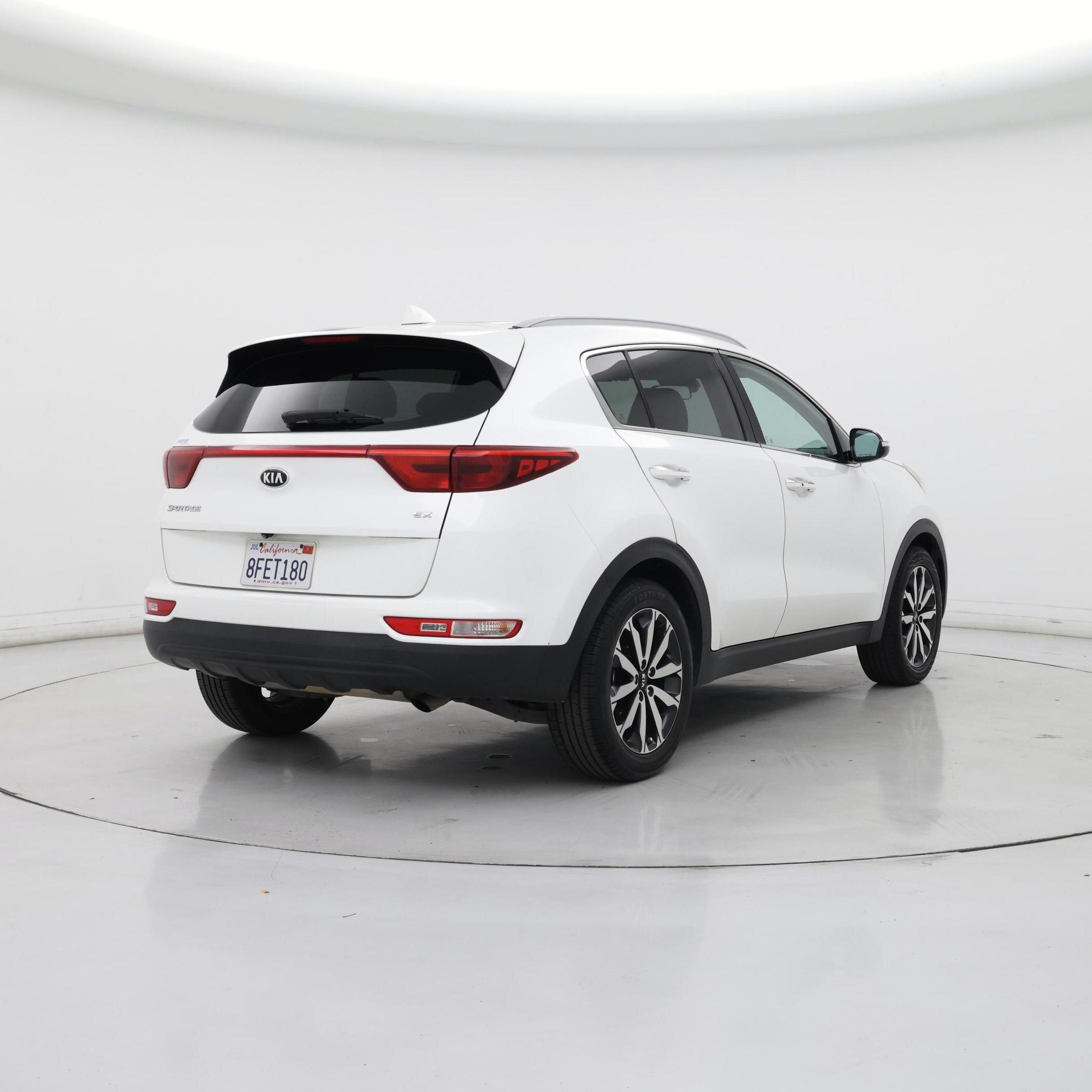 Thumbnail: 2019 Kia Sportage - 8