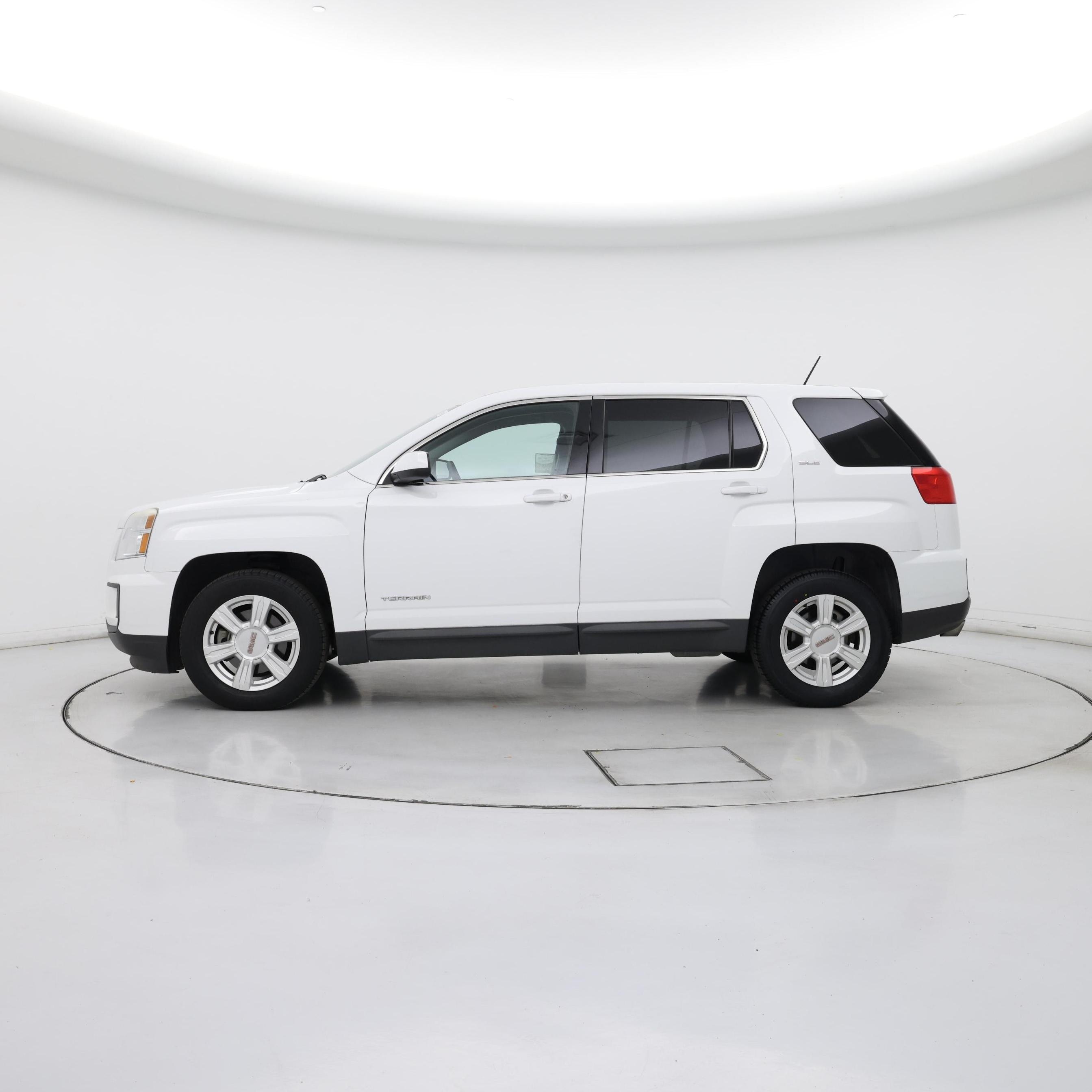 Thumbnail: 2016 GMC Terrain - 3