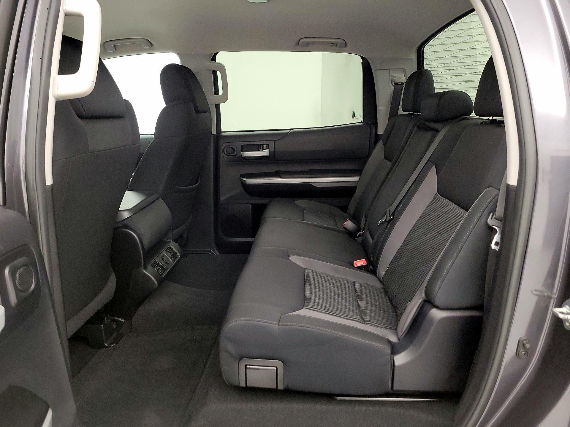 Thumbnail: 2016 Toyota Tundra - 19