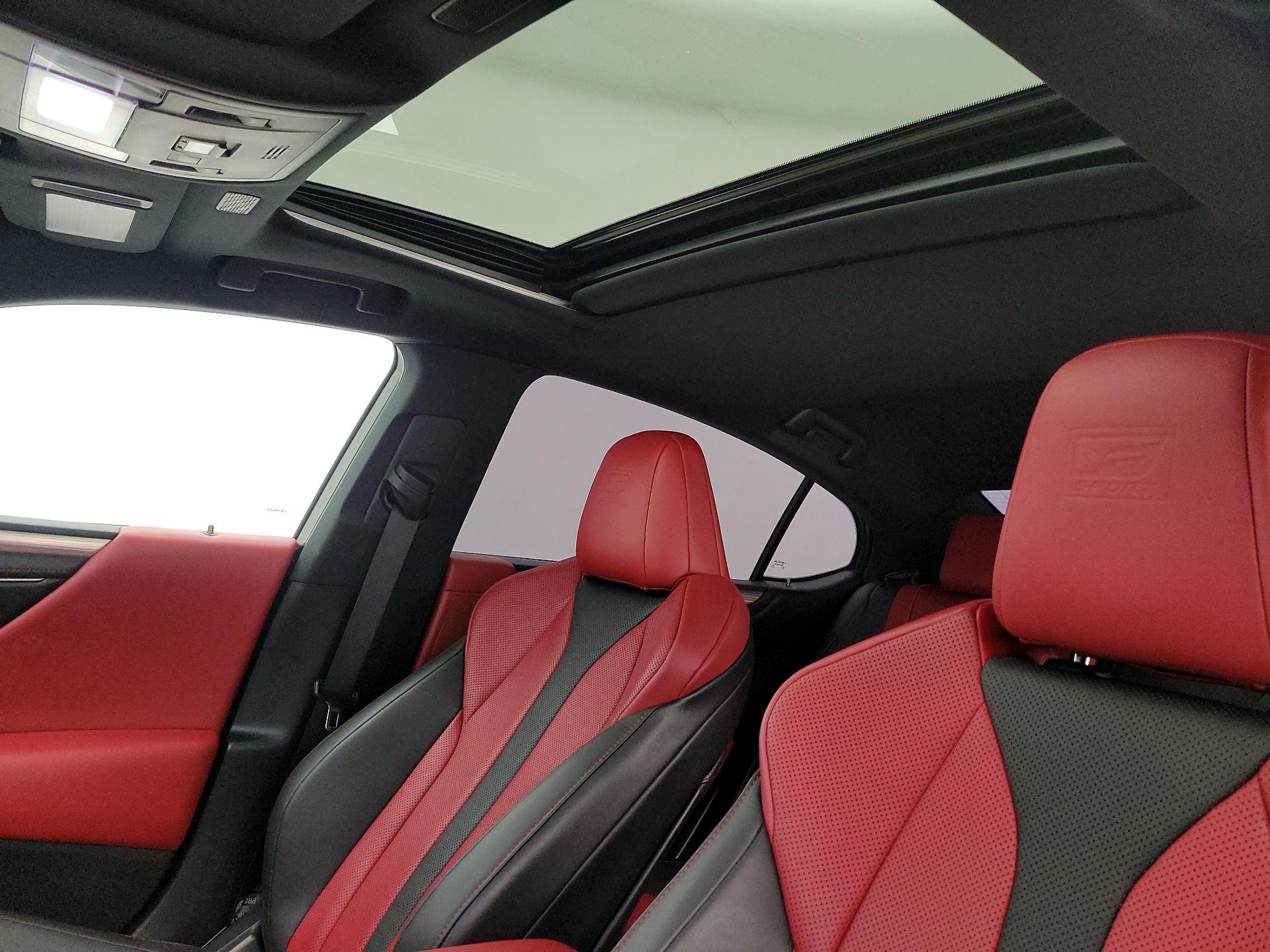 Thumbnail: 2022 Lexus ES - 19