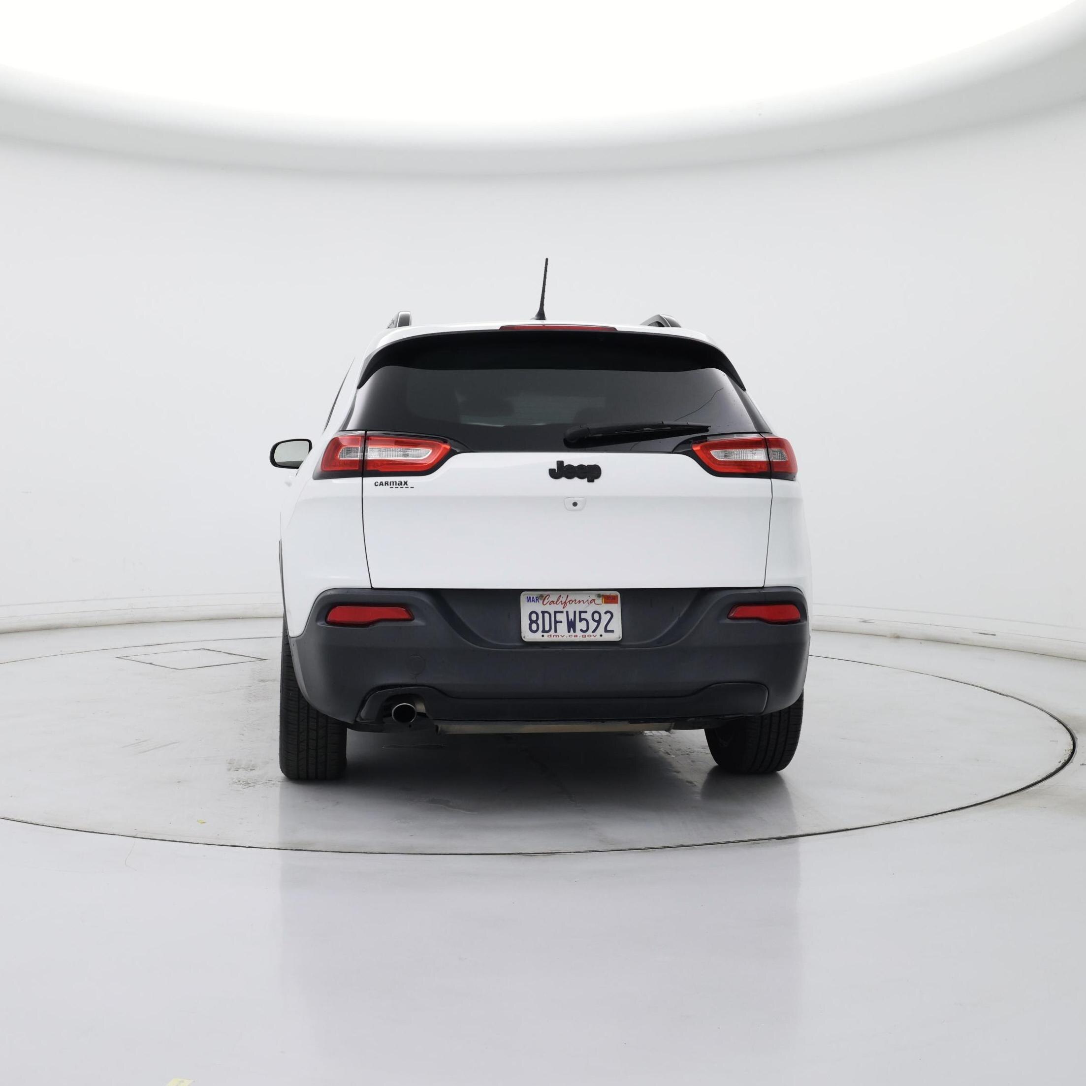 Thumbnail: 2018 Jeep Cherokee - 6