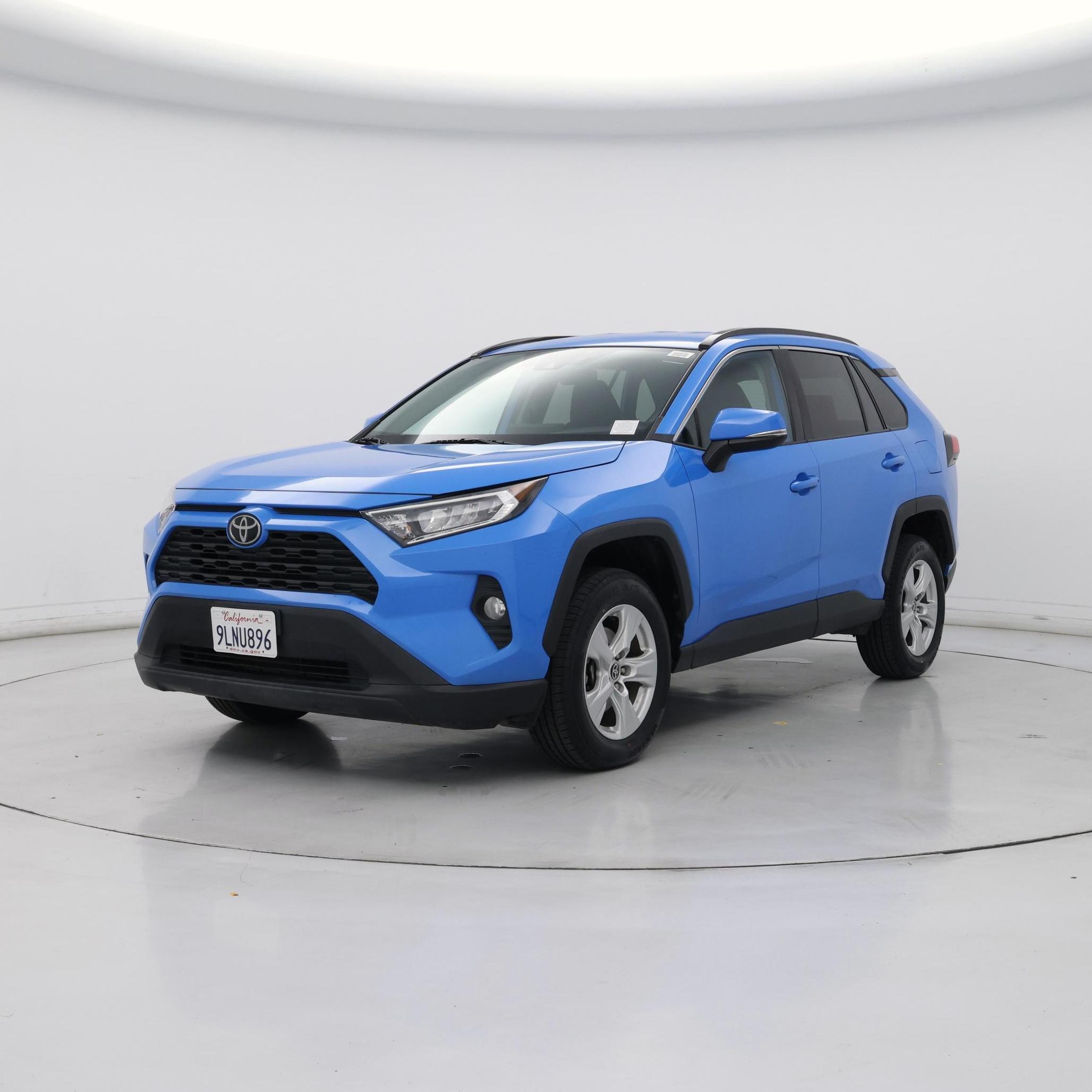 Thumbnail: 2021 Toyota RAV4 - 4