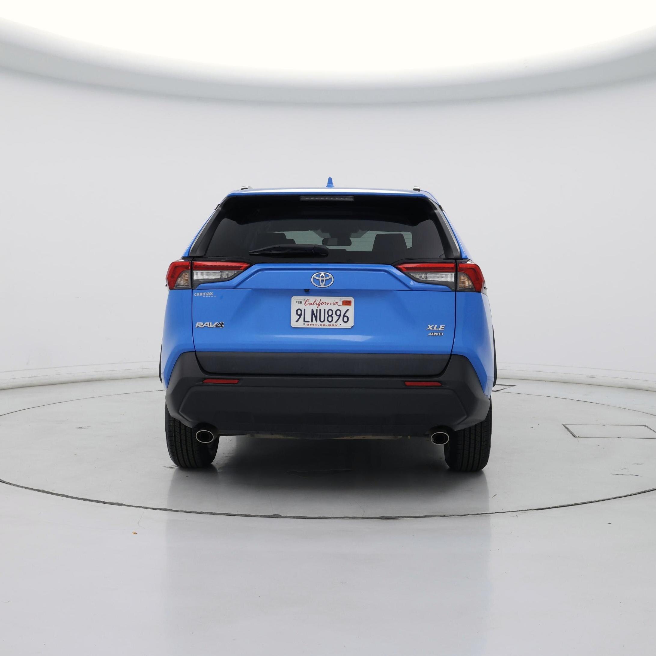 Thumbnail: 2021 Toyota RAV4 - 6