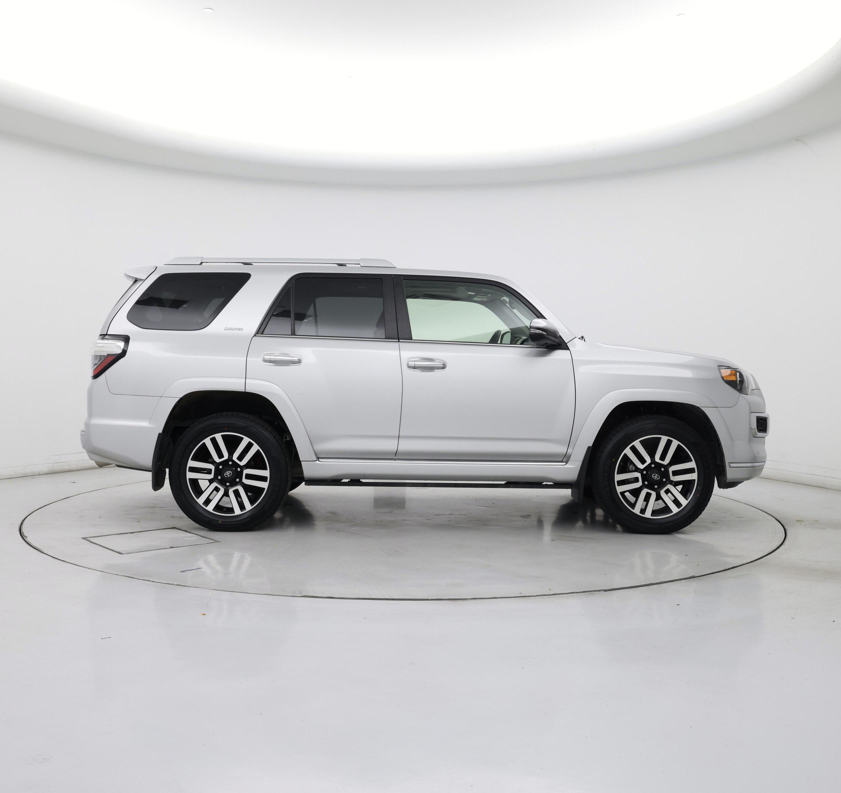 Thumbnail: 2021 Toyota 4Runner - 7