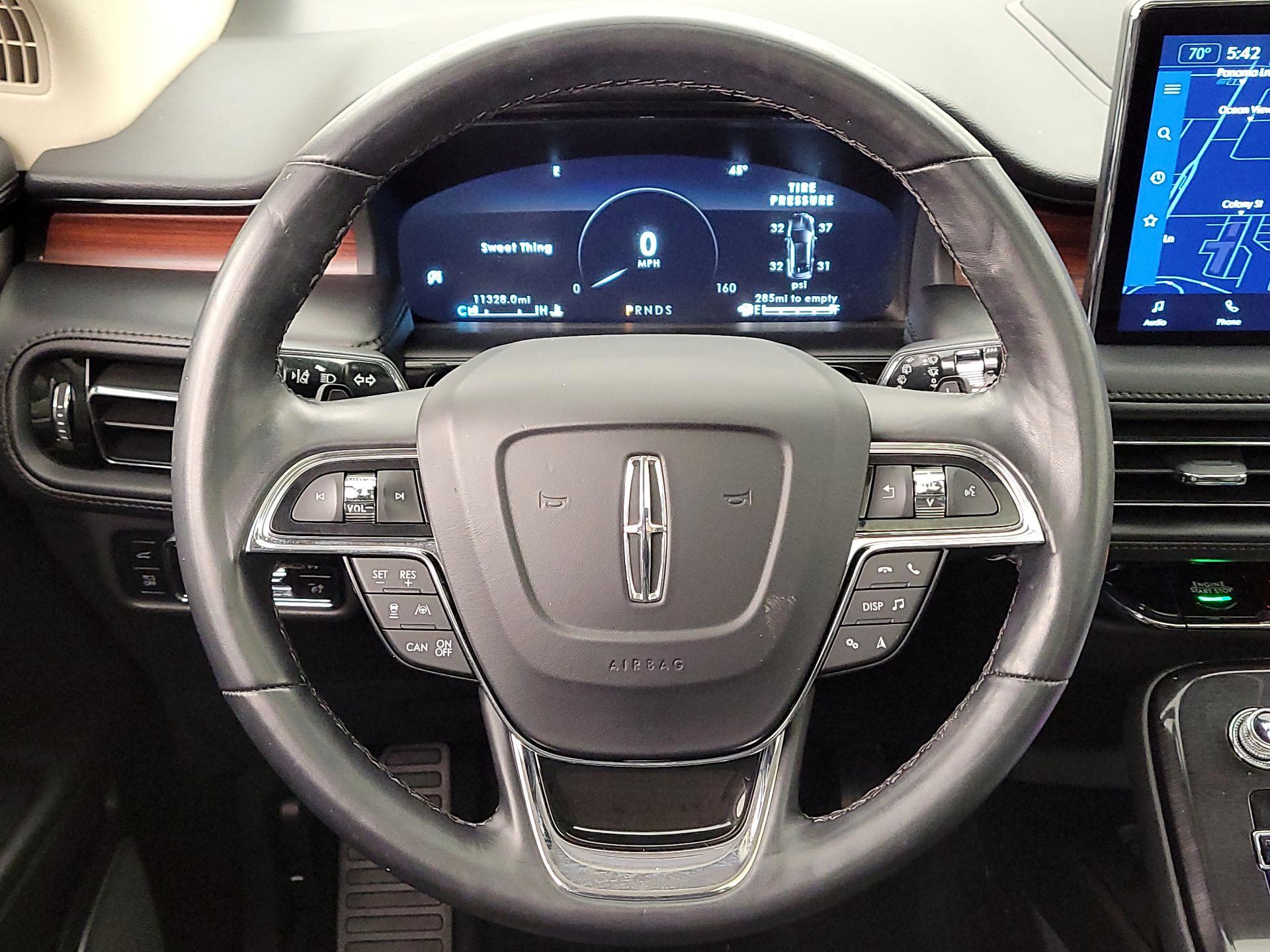 Thumbnail: 2023 Lincoln Nautilus - 10