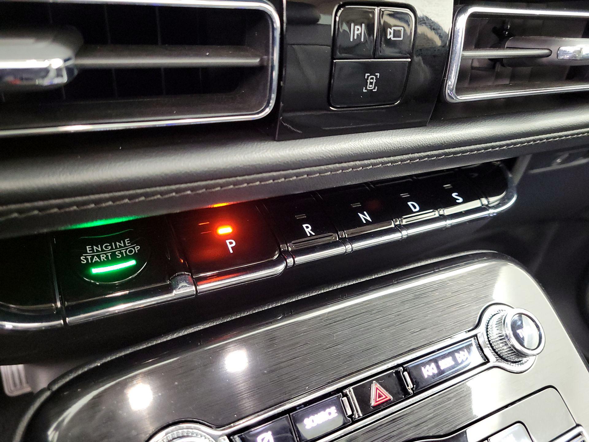 Thumbnail: 2023 Lincoln Nautilus - 18