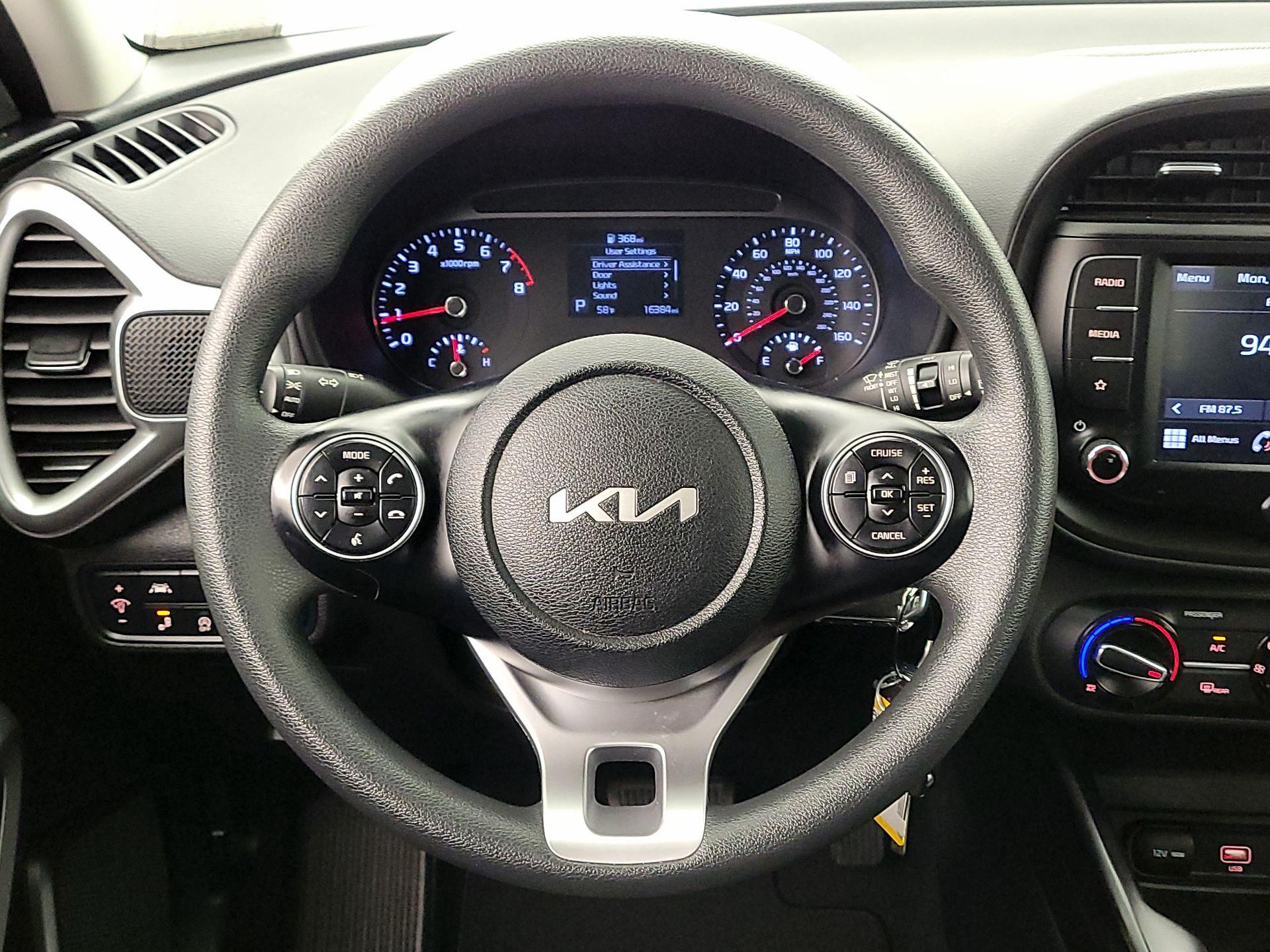 Thumbnail: 2022 Kia Soul - 10