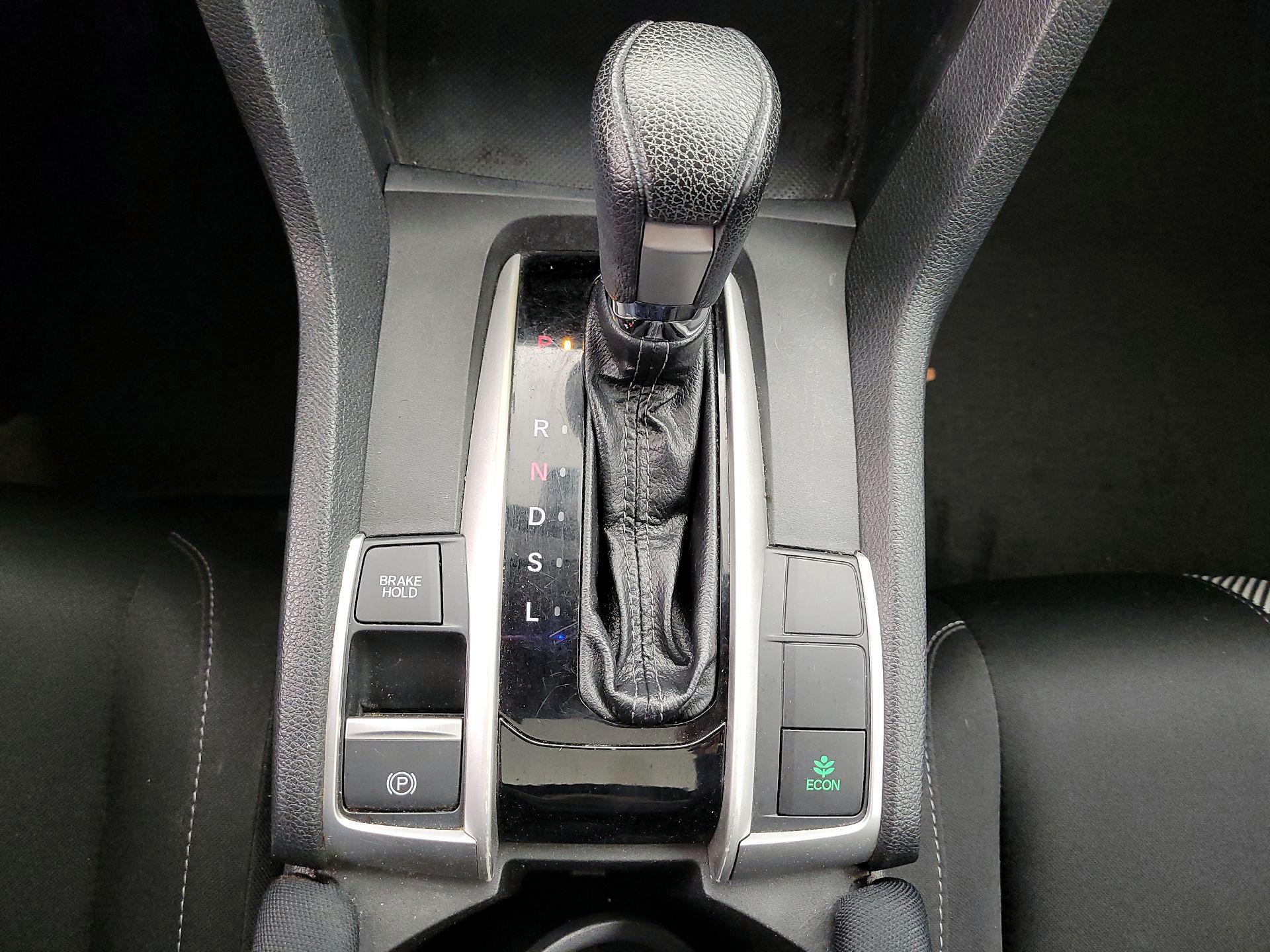 Thumbnail: 2017 Honda Civic - 17