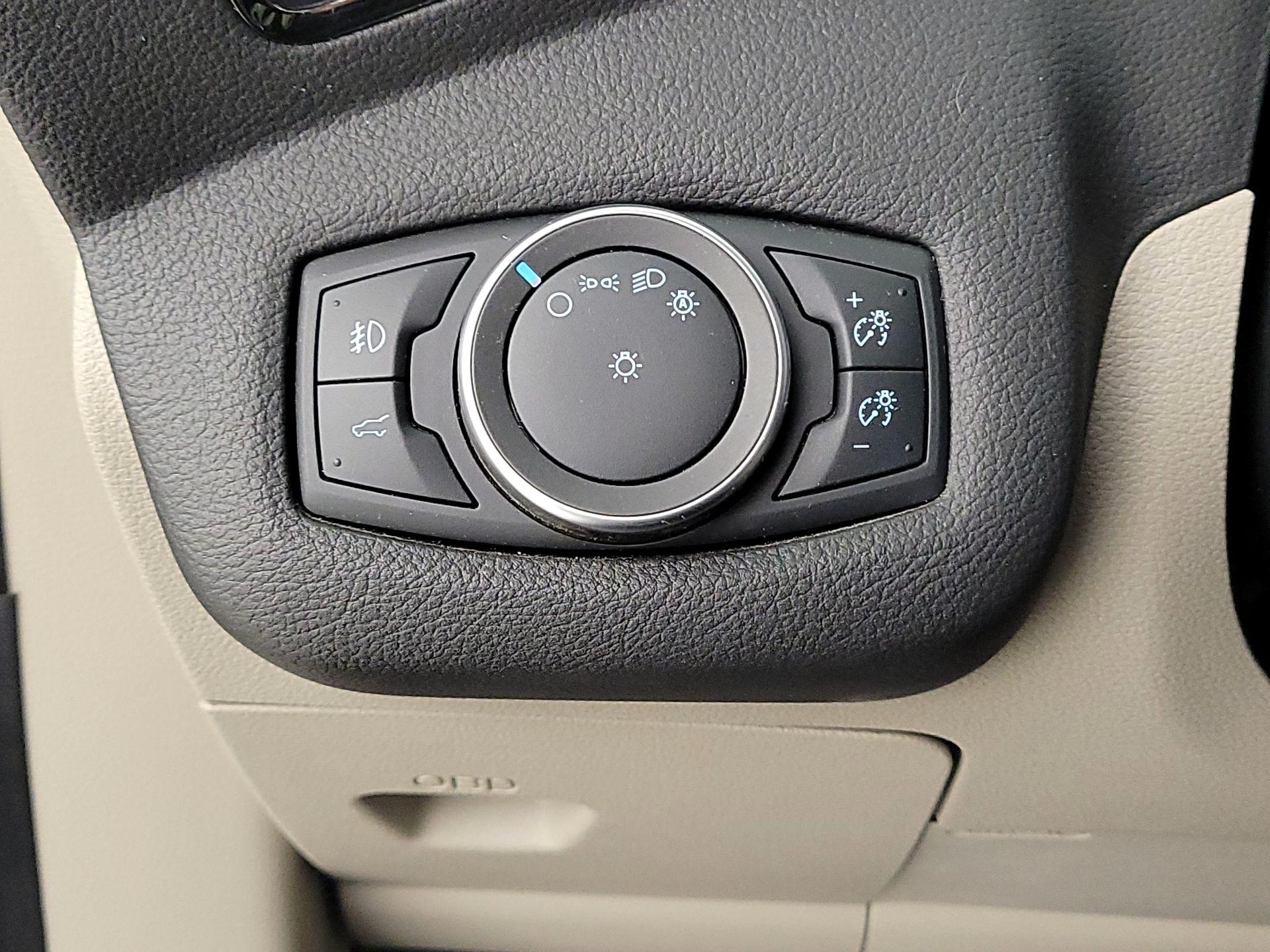 Thumbnail: 2018 Ford Escape - 13