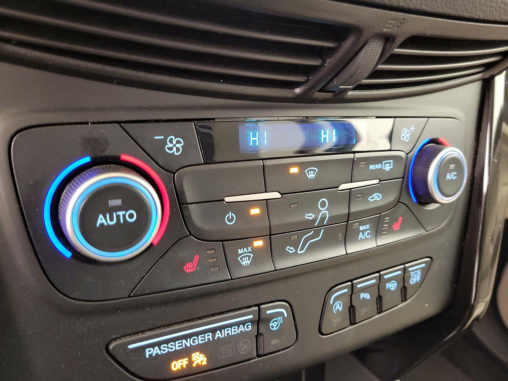 Thumbnail: 2018 Ford Escape - 17