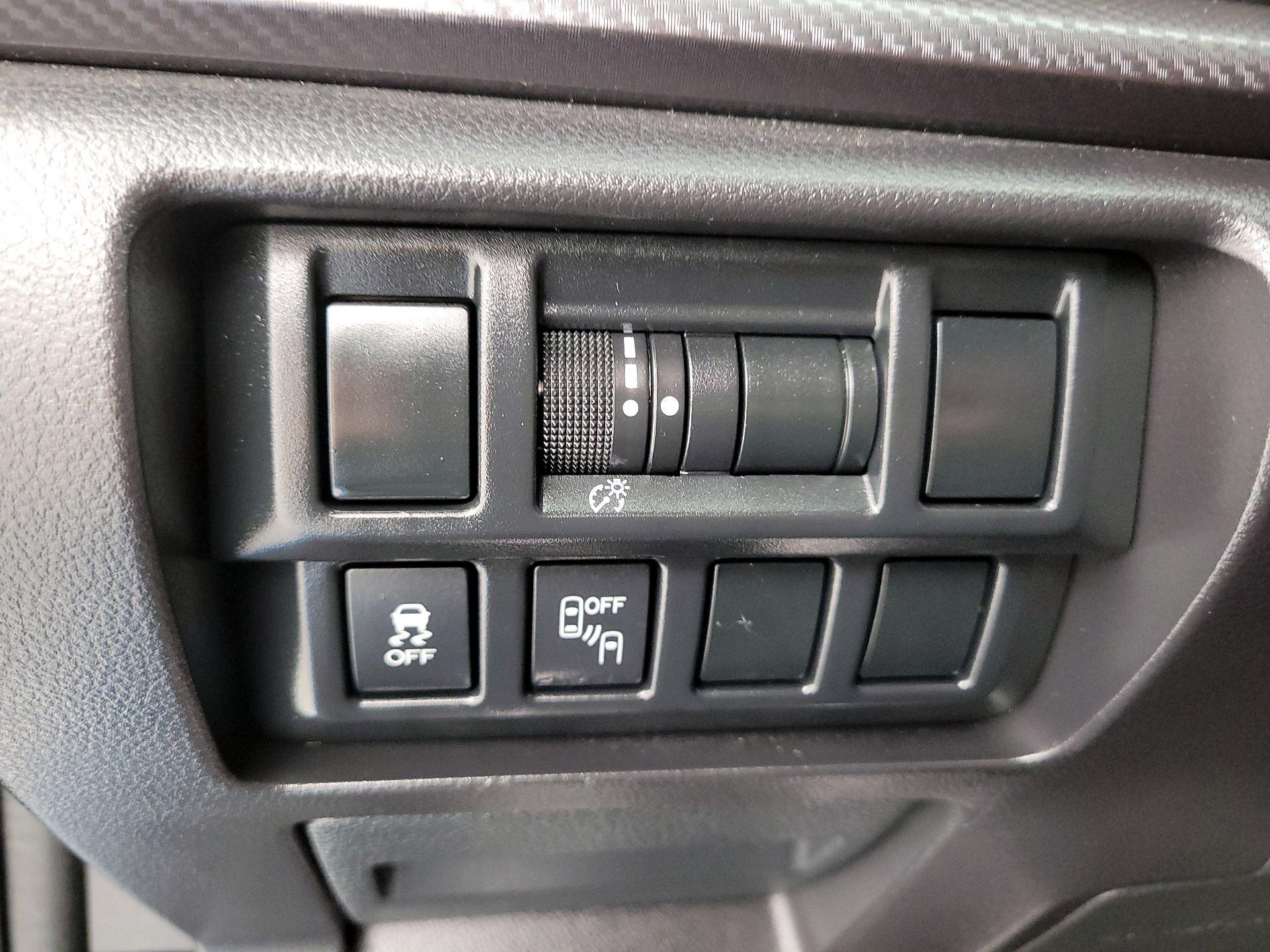 Thumbnail: 2017 Subaru Impreza - 13