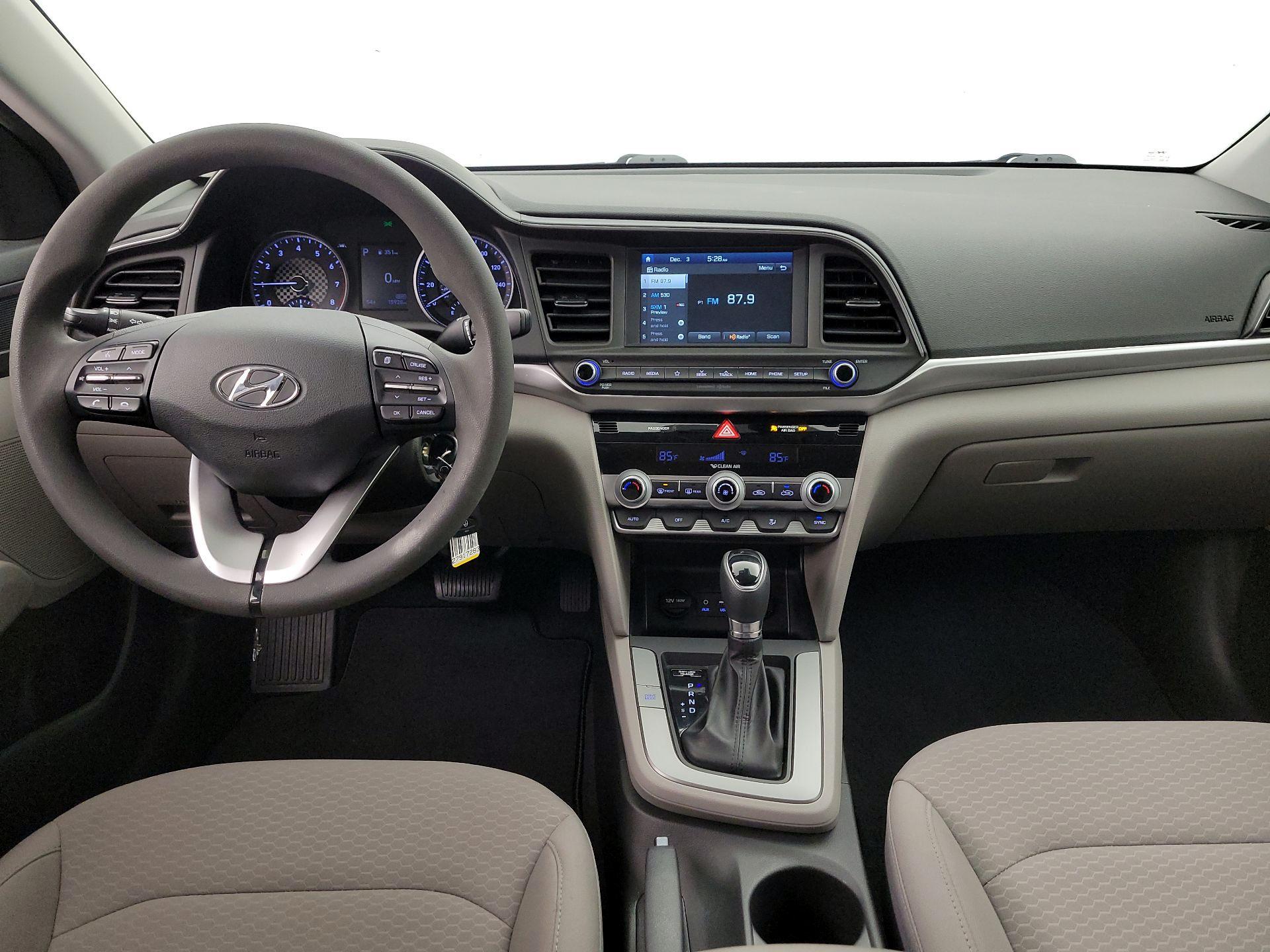 Thumbnail: 2020 Hyundai Elantra - 9