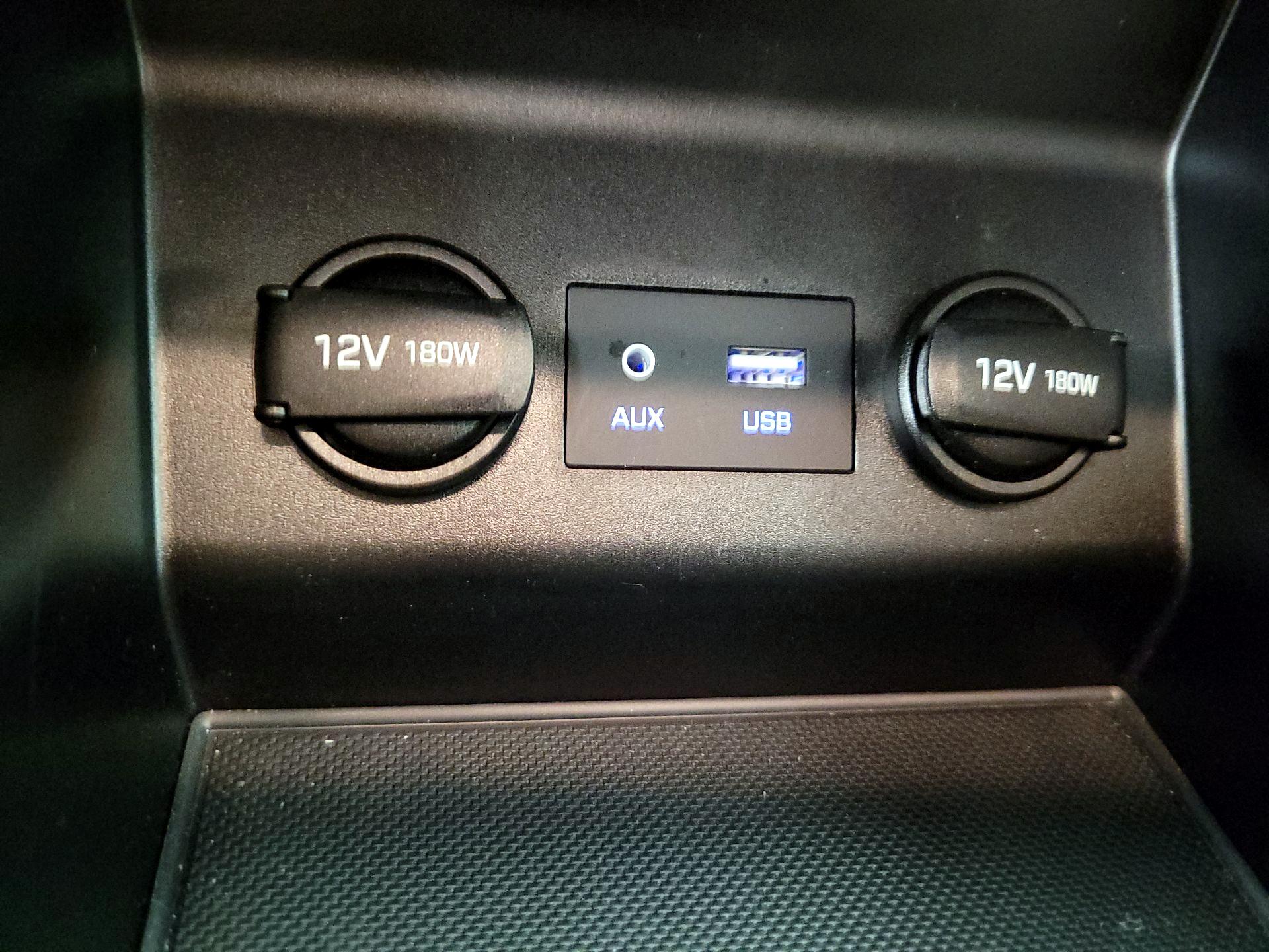 Thumbnail: 2020 Hyundai Elantra - 18