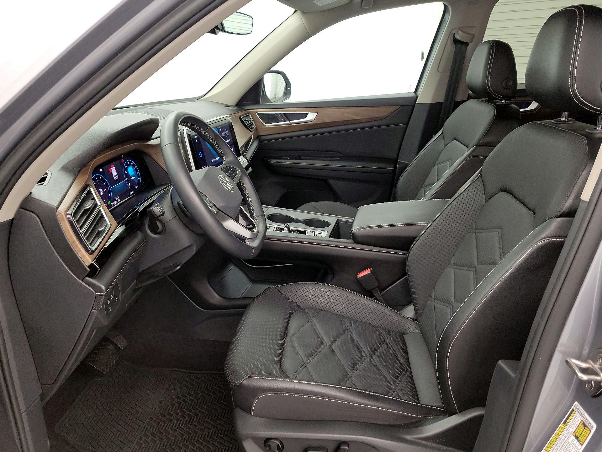 Thumbnail: 2024 Volkswagen Atlas - 11