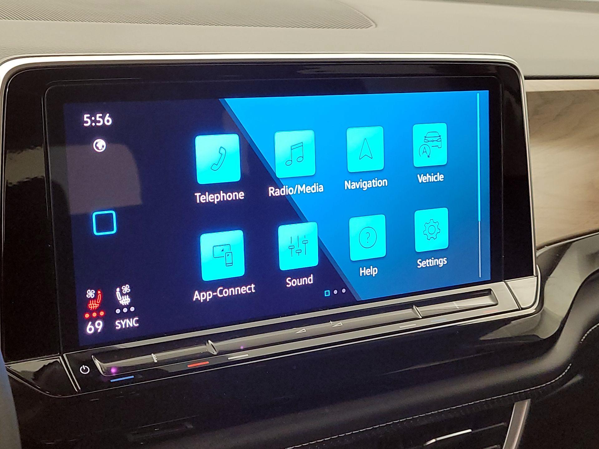 Thumbnail: 2024 Volkswagen Atlas - 15