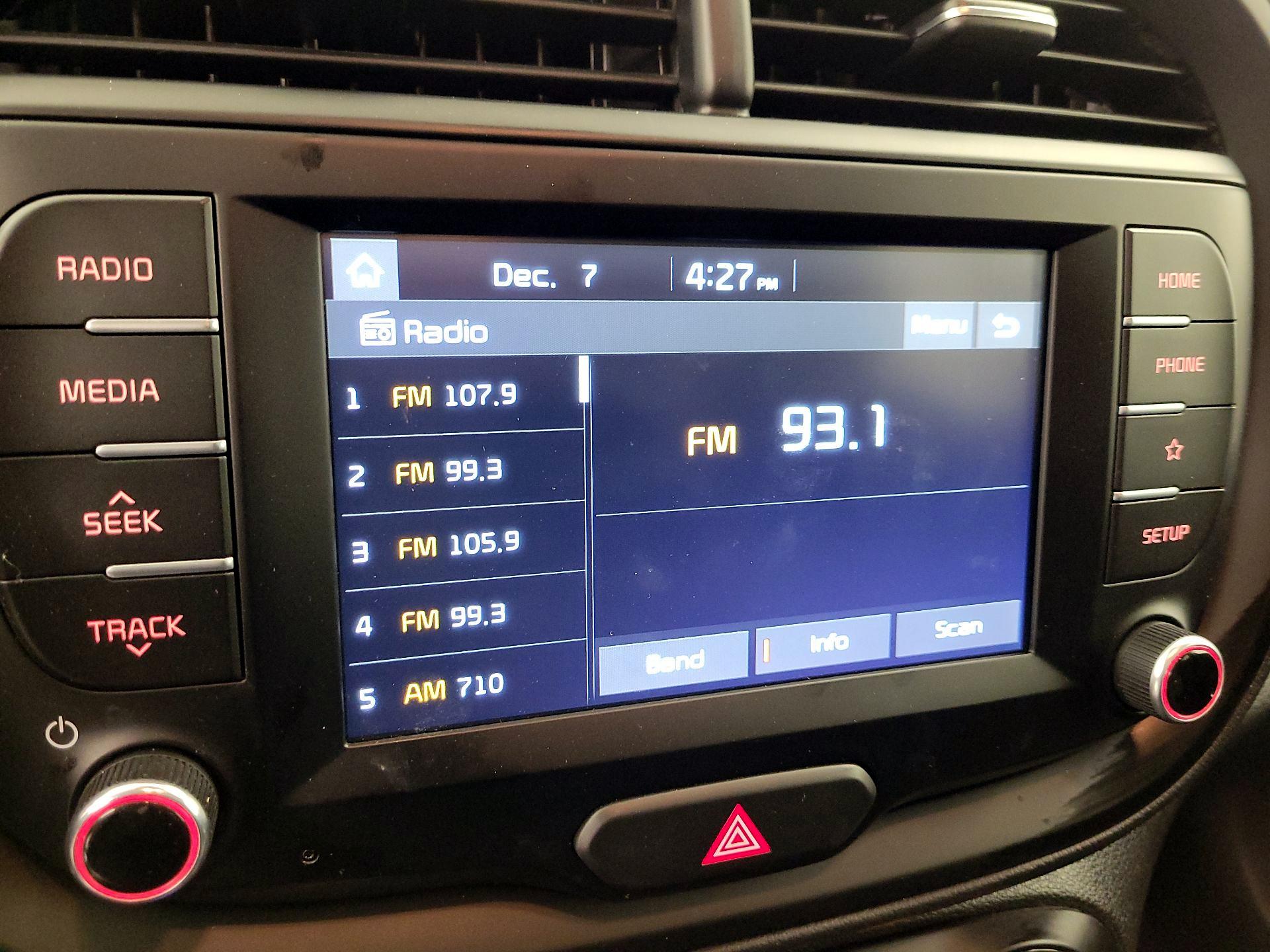 Thumbnail: 2020 Kia Soul - 15