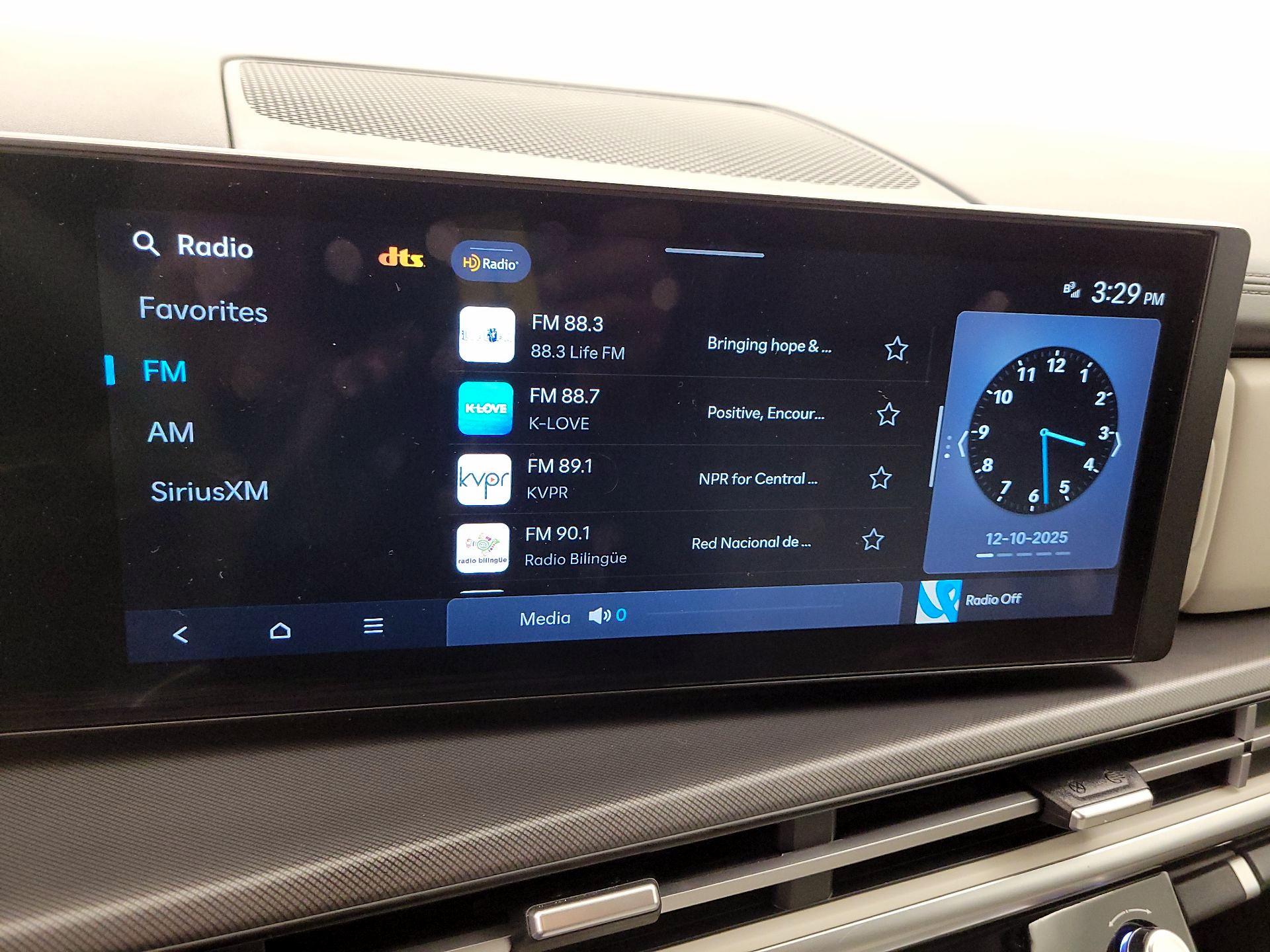 Thumbnail: 2024 Hyundai Santa Fe - 15