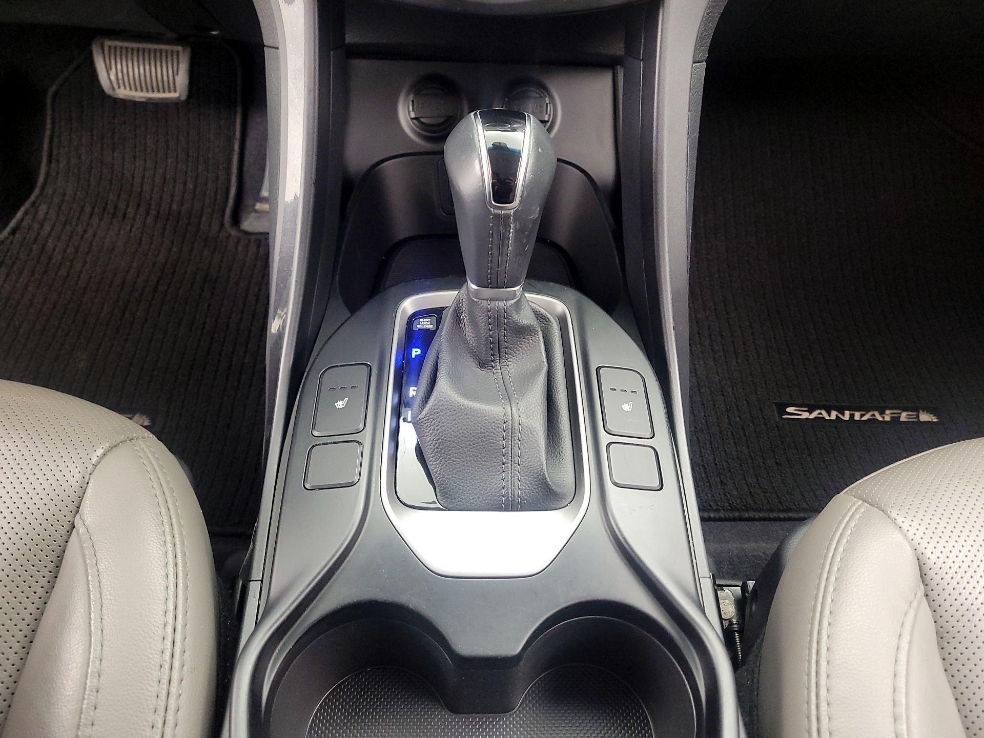 Thumbnail: 2017 Hyundai Santa Fe - 17