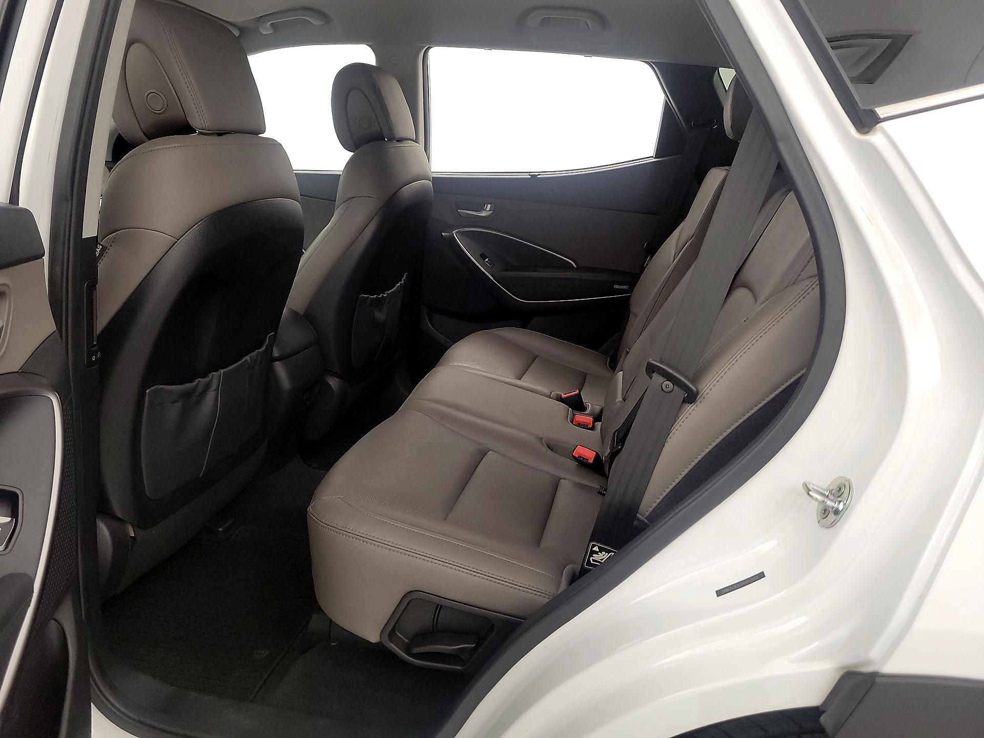 Thumbnail: 2017 Hyundai Santa Fe - 19