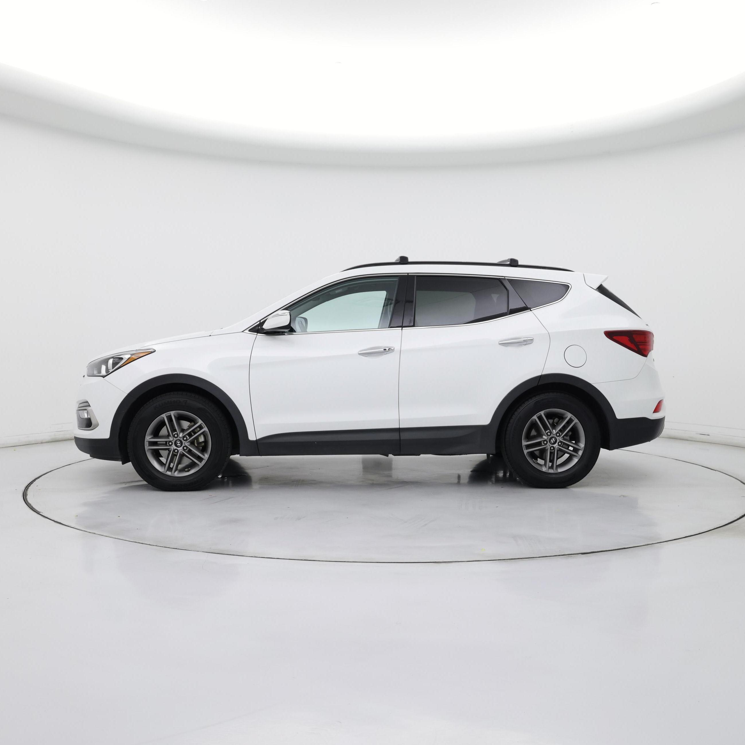 Thumbnail: 2017 Hyundai Santa Fe - 3