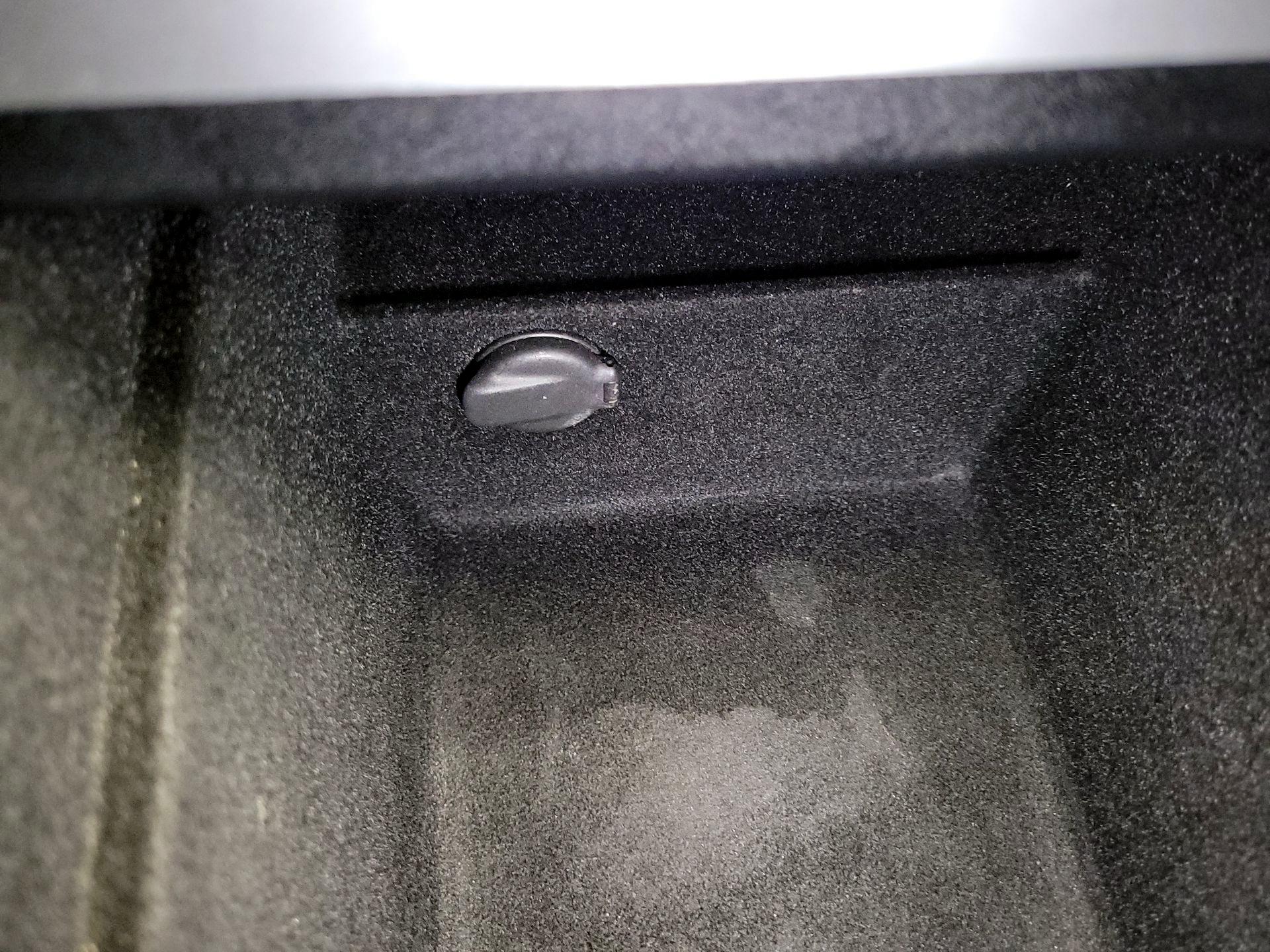 Thumbnail: 2024 Tesla Model 3 - 18