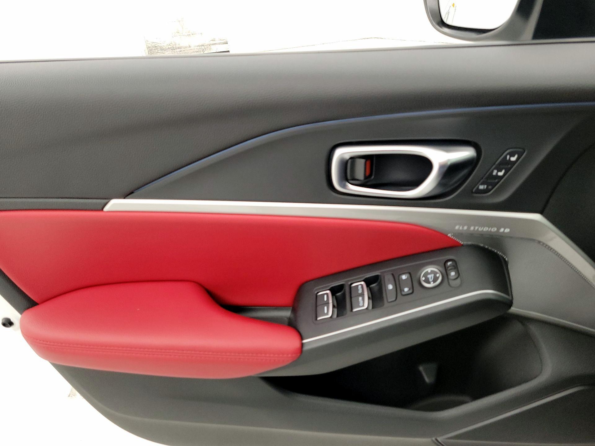 Thumbnail: 2023 Acura Integra - 12