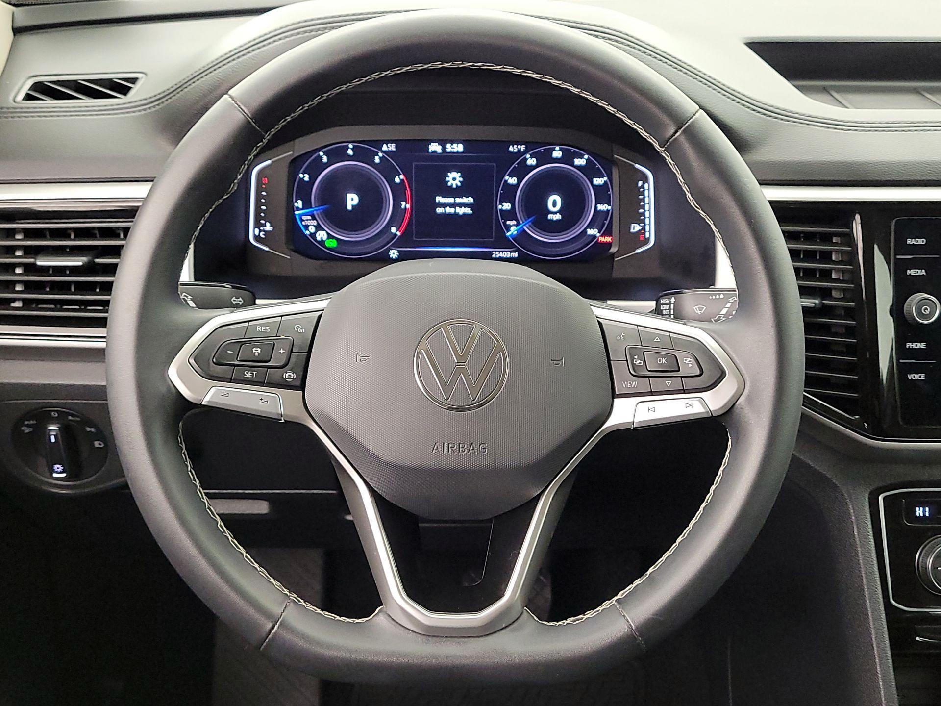 Thumbnail: 2023 Volkswagen Atlas - 10