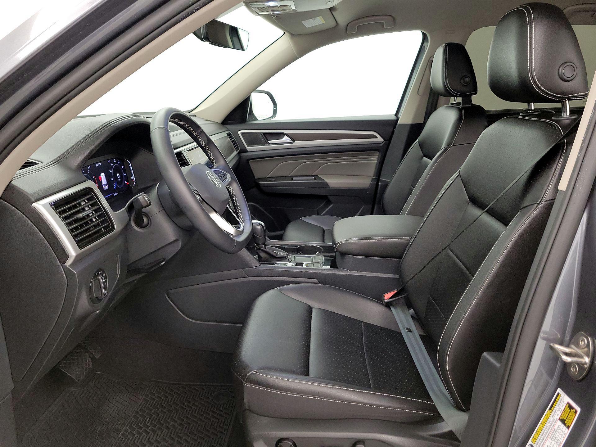 Thumbnail: 2023 Volkswagen Atlas - 11