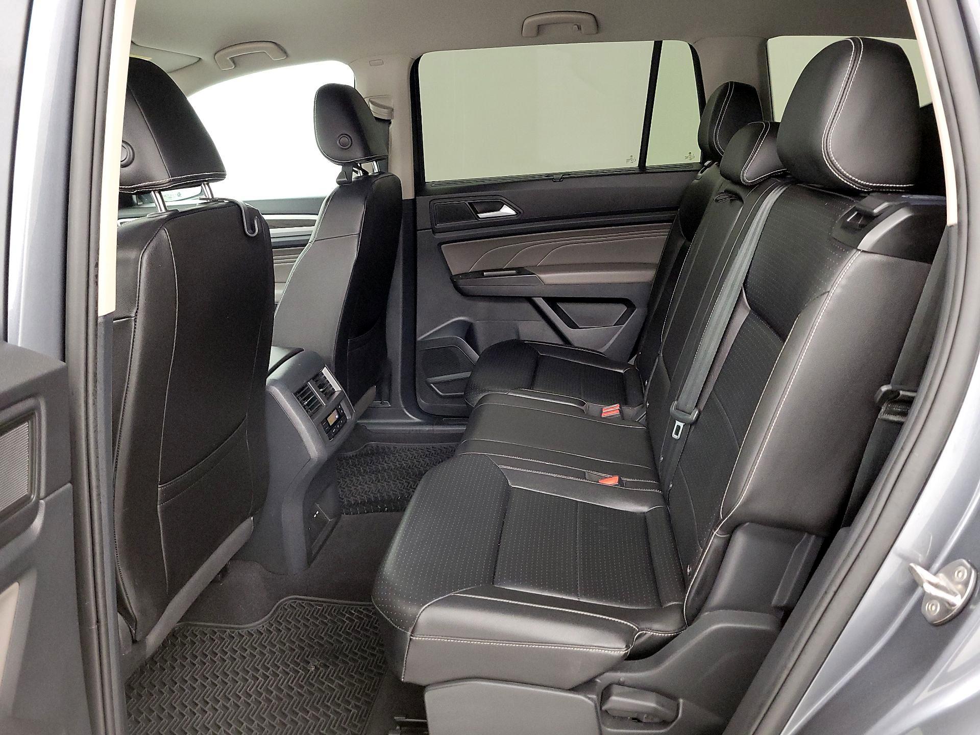 Thumbnail: 2023 Volkswagen Atlas - 19