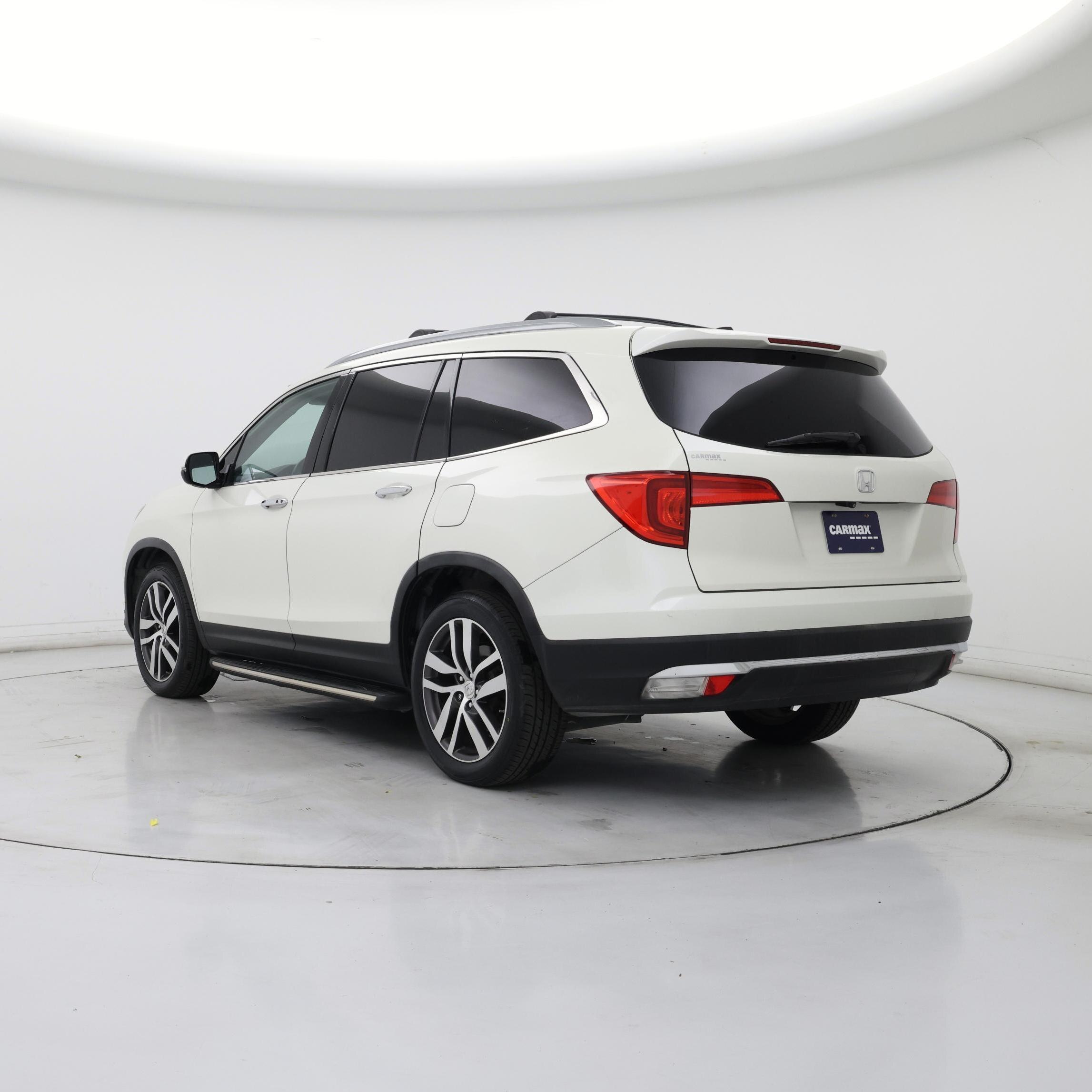 Thumbnail: 2016 Honda Pilot - 2