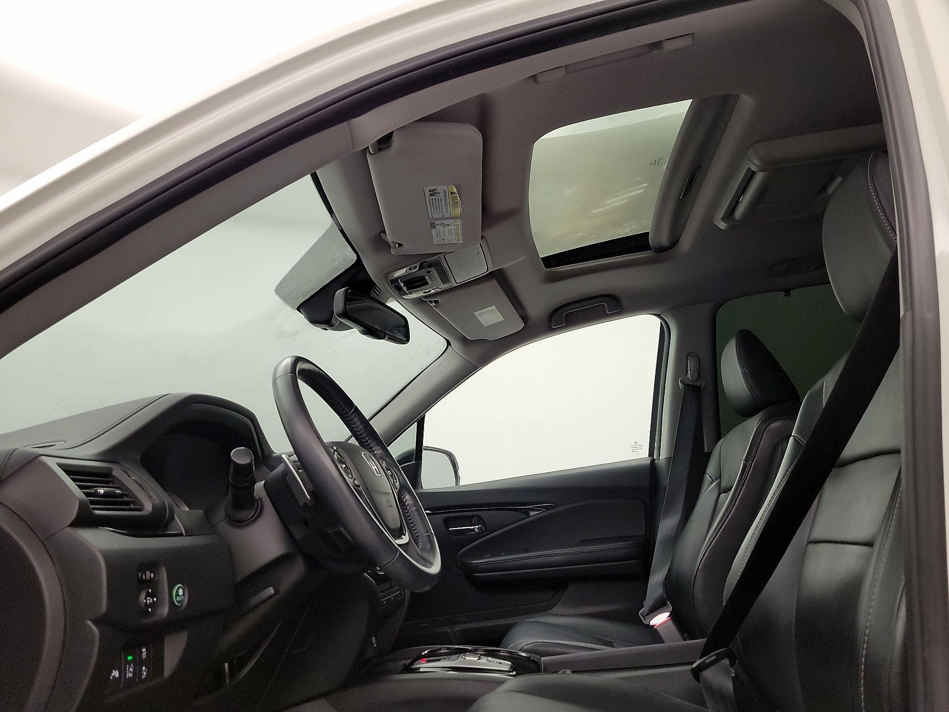 Thumbnail: 2016 Honda Pilot - 20