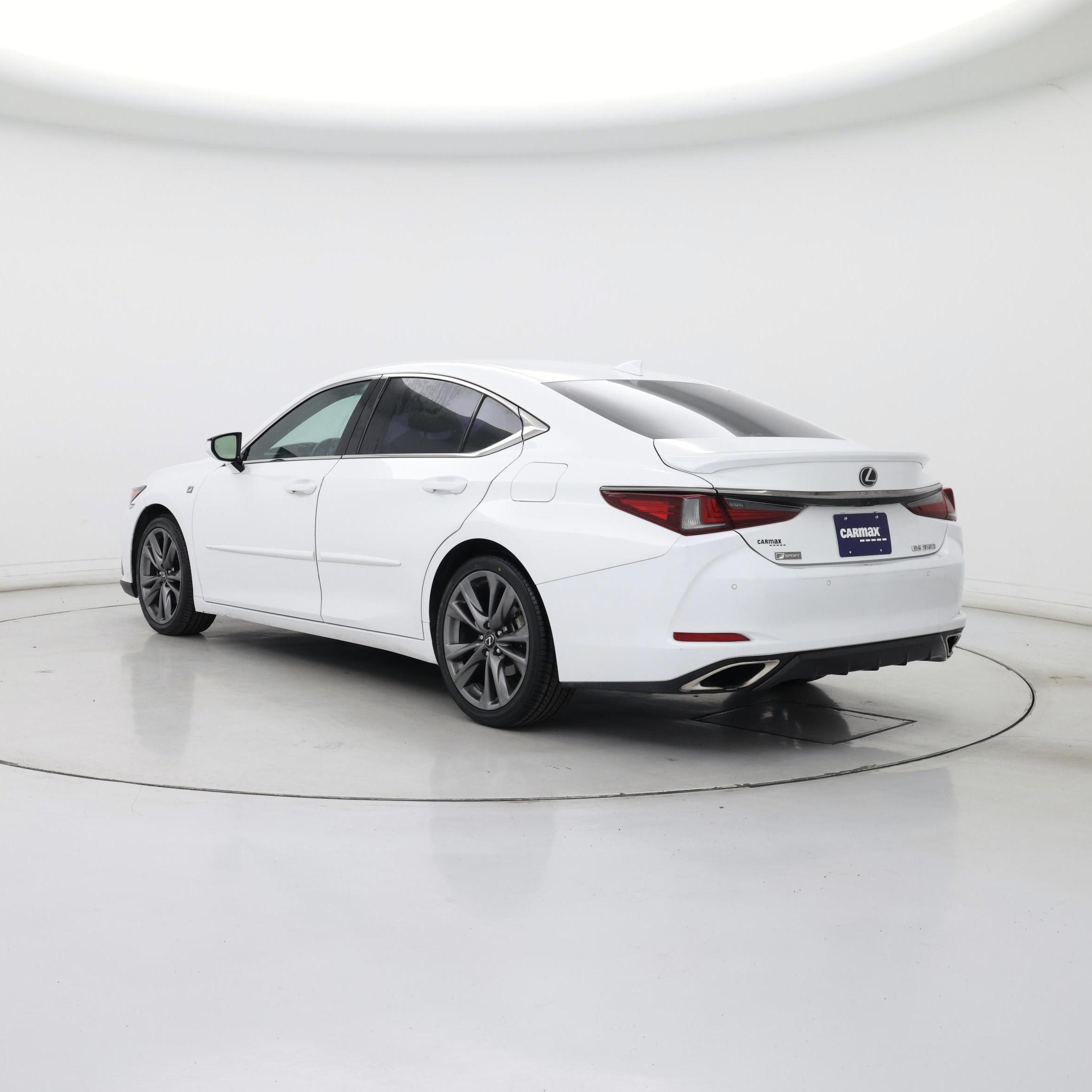 Thumbnail: 2019 Lexus ES - 2