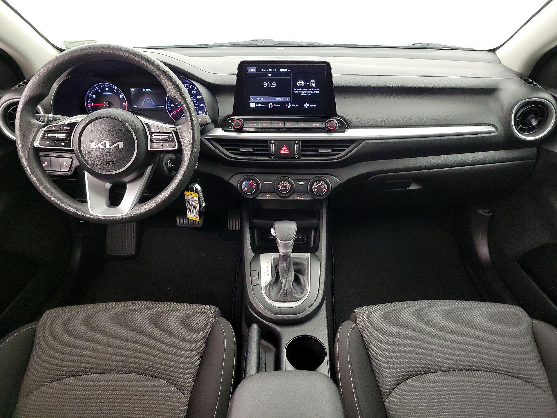 Thumbnail: 2023 Kia Forte - 9