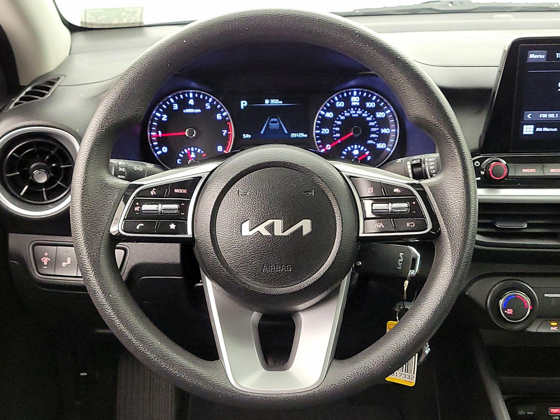 Thumbnail: 2023 Kia Forte - 10