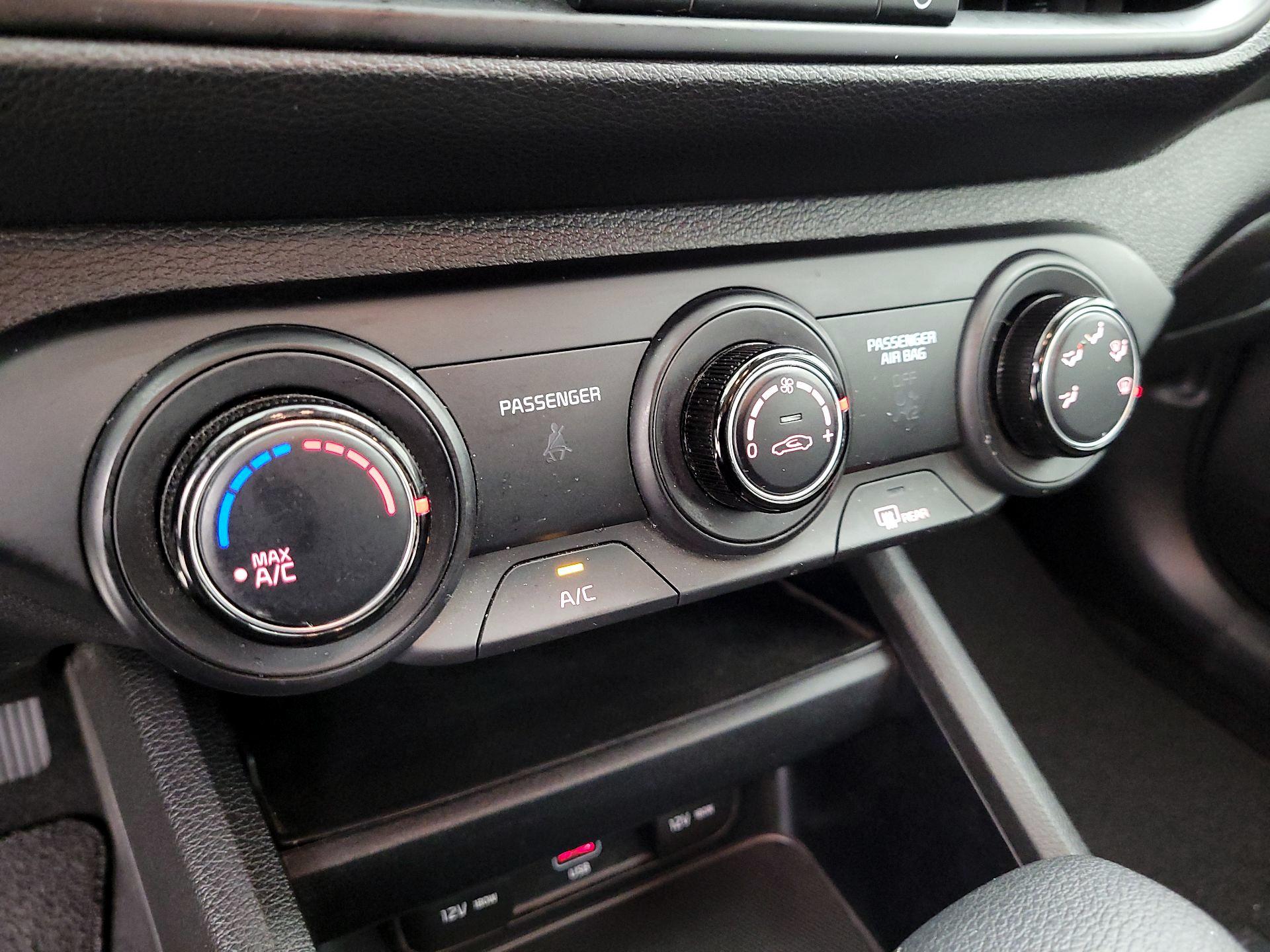 Thumbnail: 2023 Kia Forte - 16