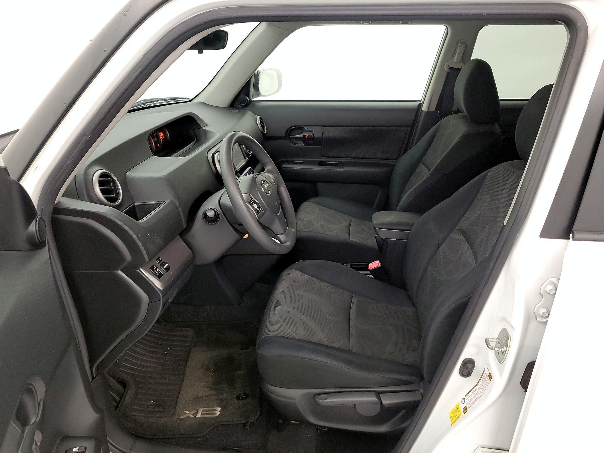 Thumbnail: 2015 Scion xB - 11