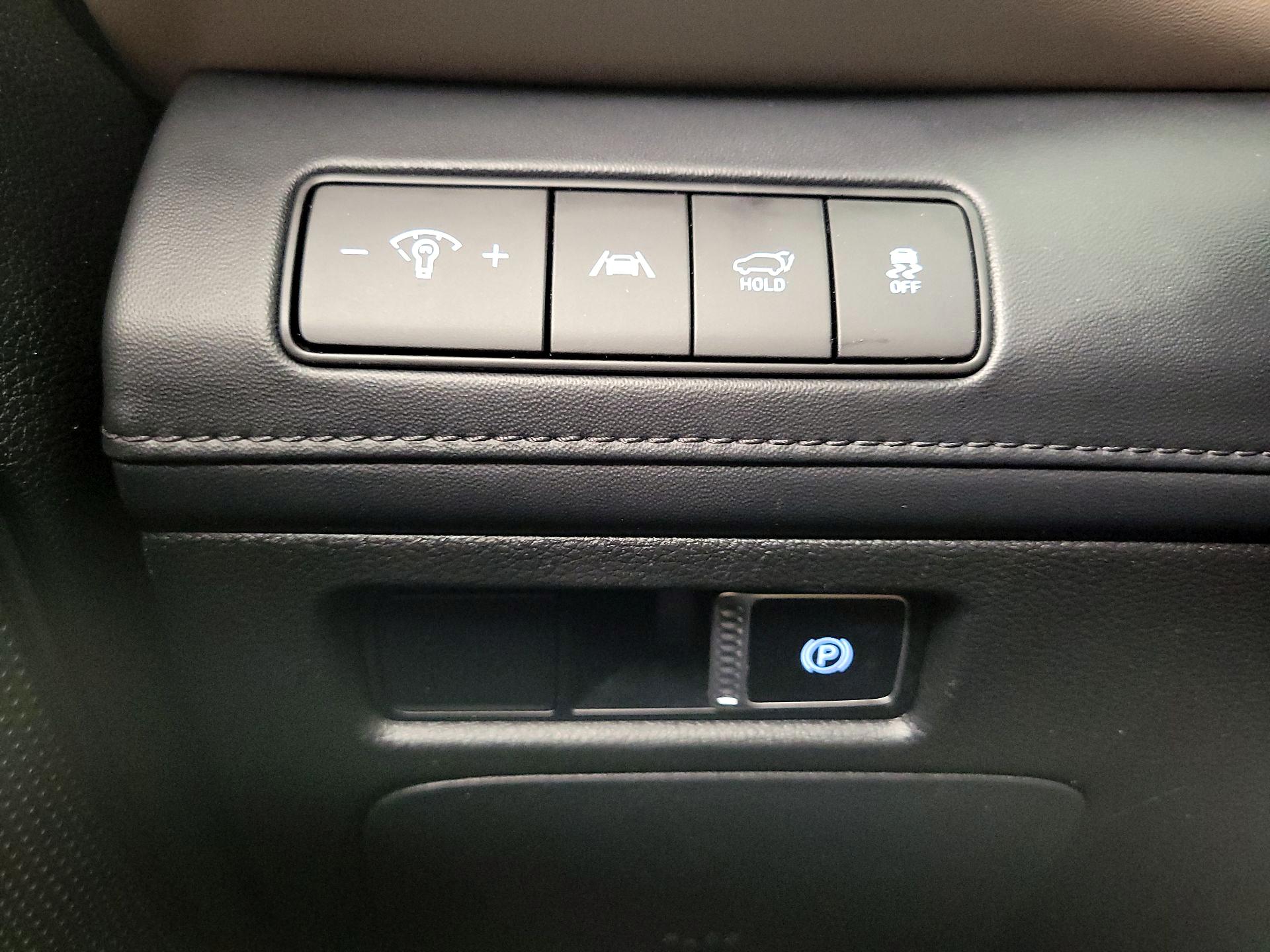 Thumbnail: 2022 Hyundai Santa Fe - 13